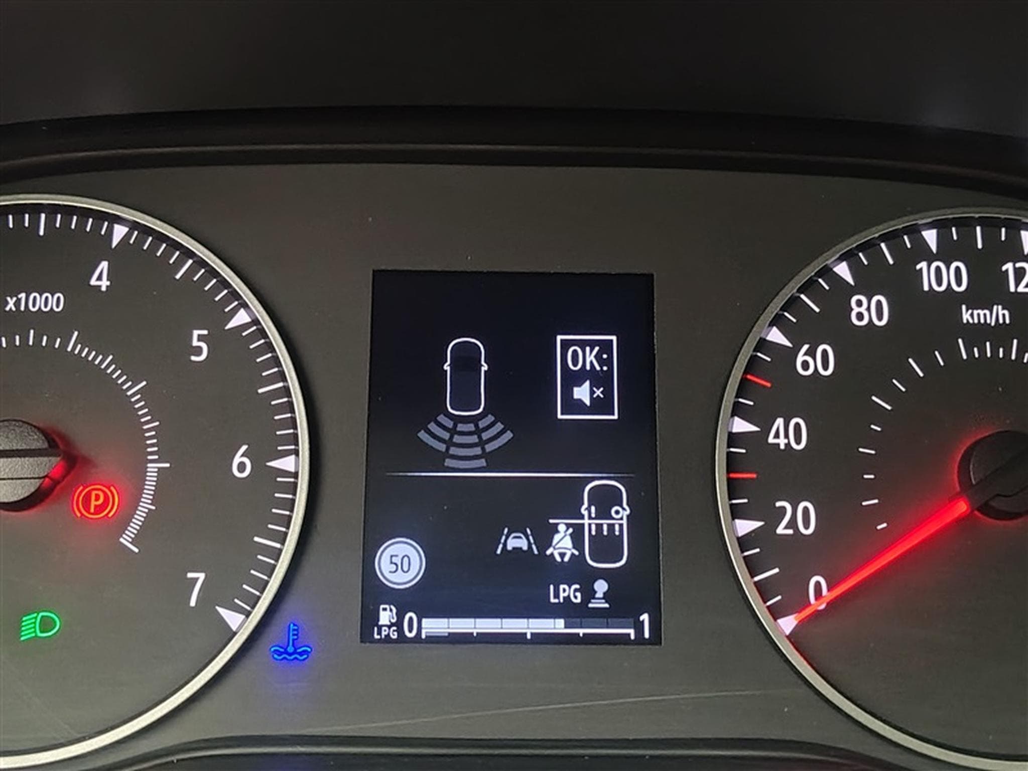 Dacia Jogger LPG 1.0 Eco-G Essential 7pl. (2024) - Photo 17