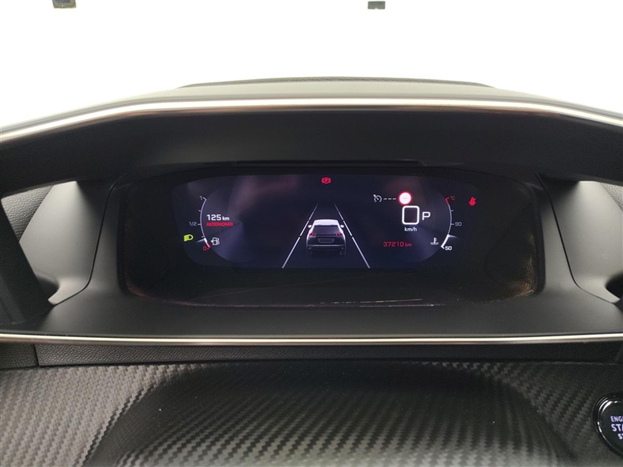 Peugeot 2008 1.2 PureTech Allure S&S (2023) - Photo 10