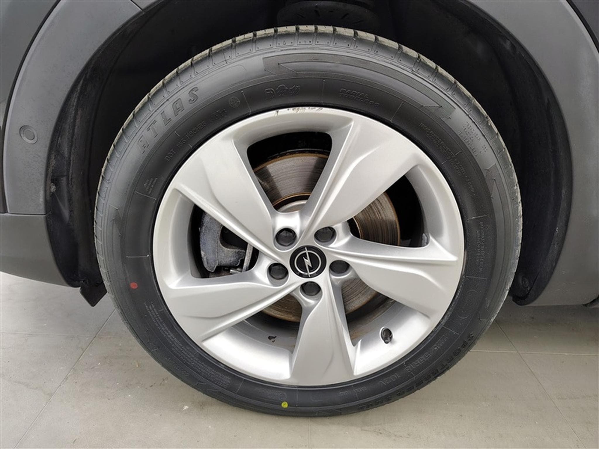 Opel Grandland PHEV 1.6 Turbo NAVI / FULL LED / CLIM (2022) - Photo 6