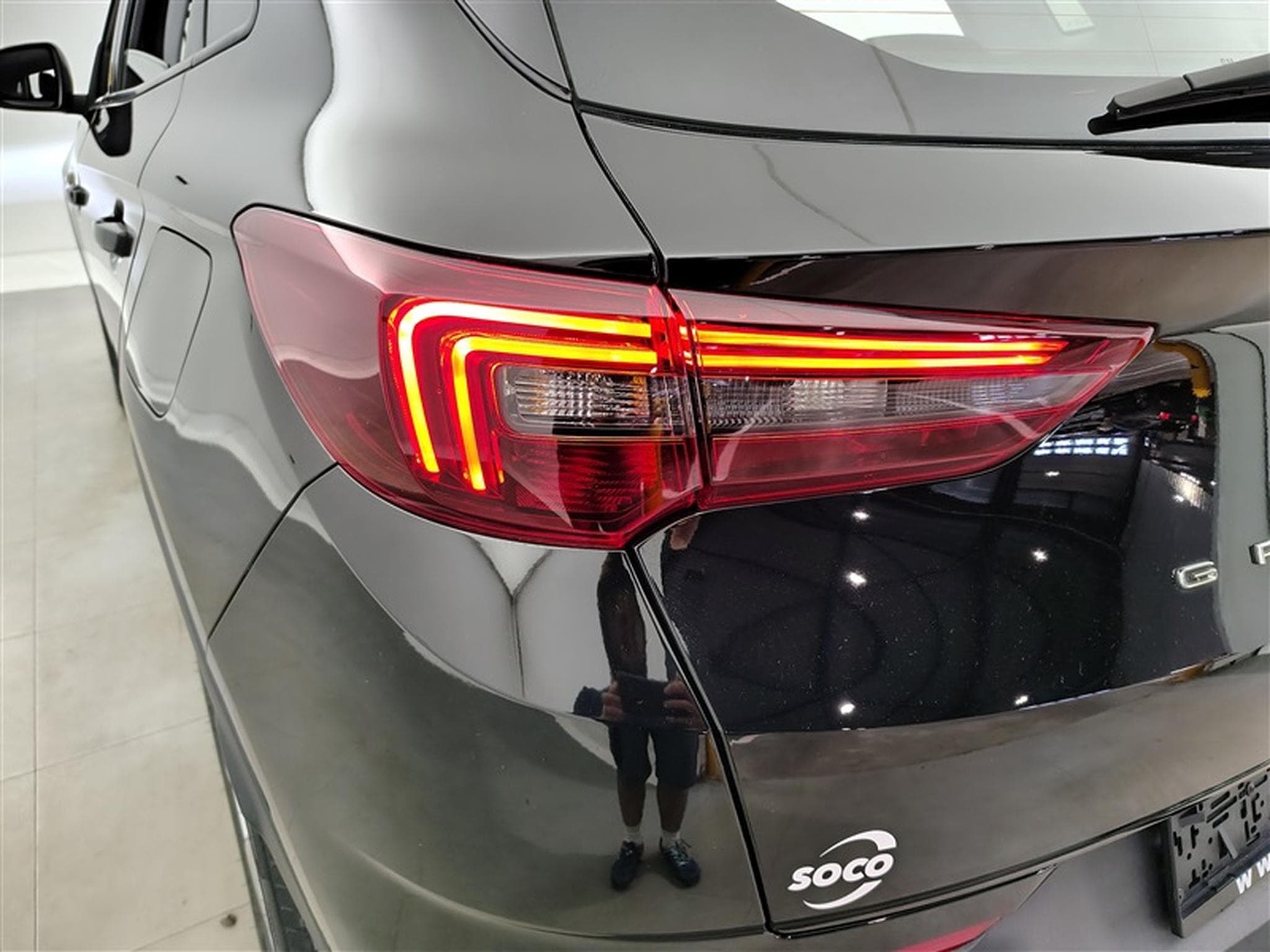 Opel Grandland PHEV 1.6 Turbo NAVI / FULL LED / CLIM (2022) - Photo 16