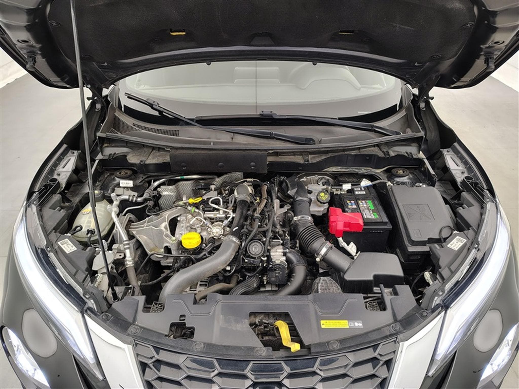 Nissan Juke 1.0 DIG-T 2WD Business Edition (2020) - Photo 19