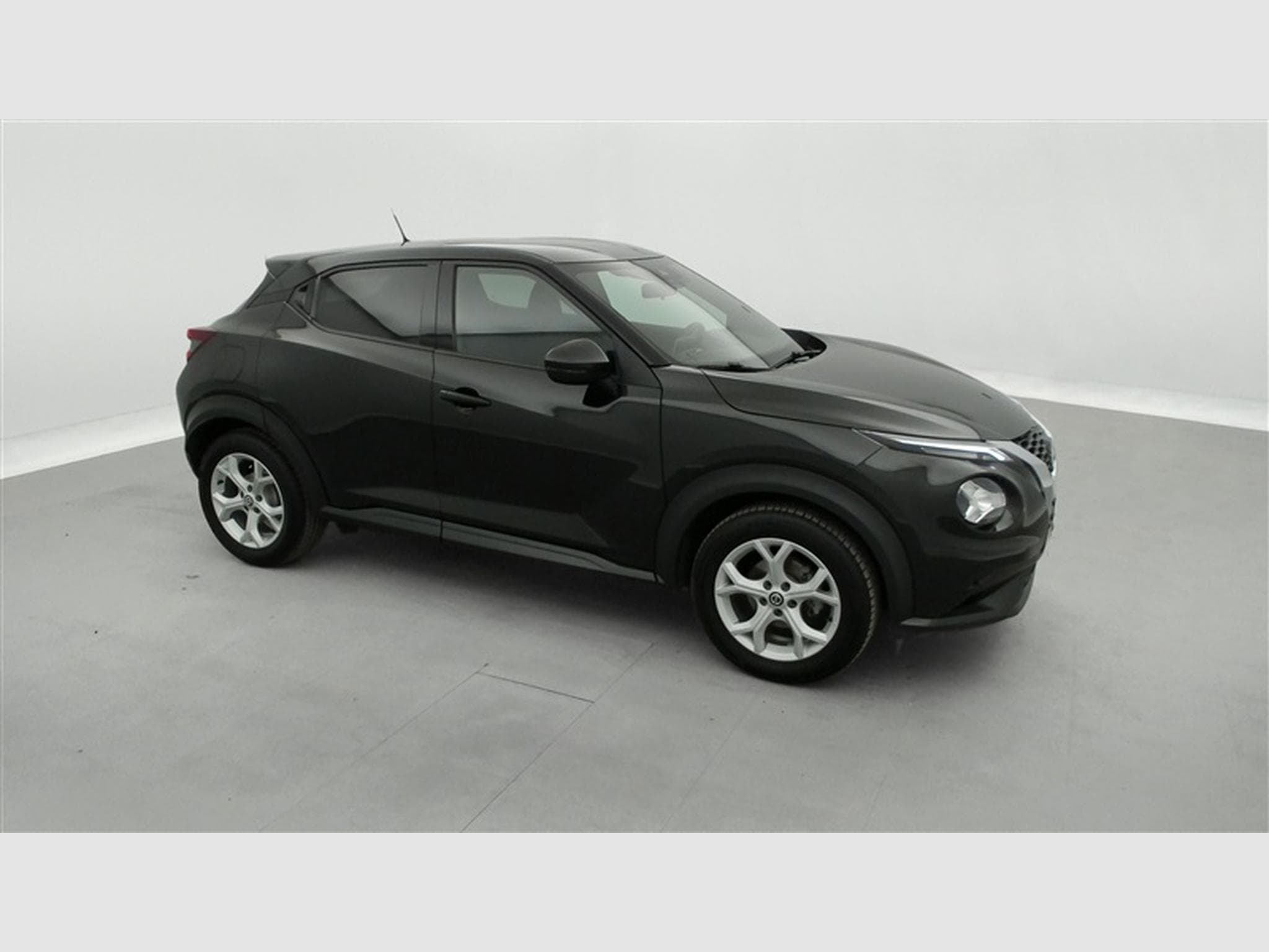 Nissan Juke 1.0 DIG-T 2WD Business Edition (2020) - Photo 23