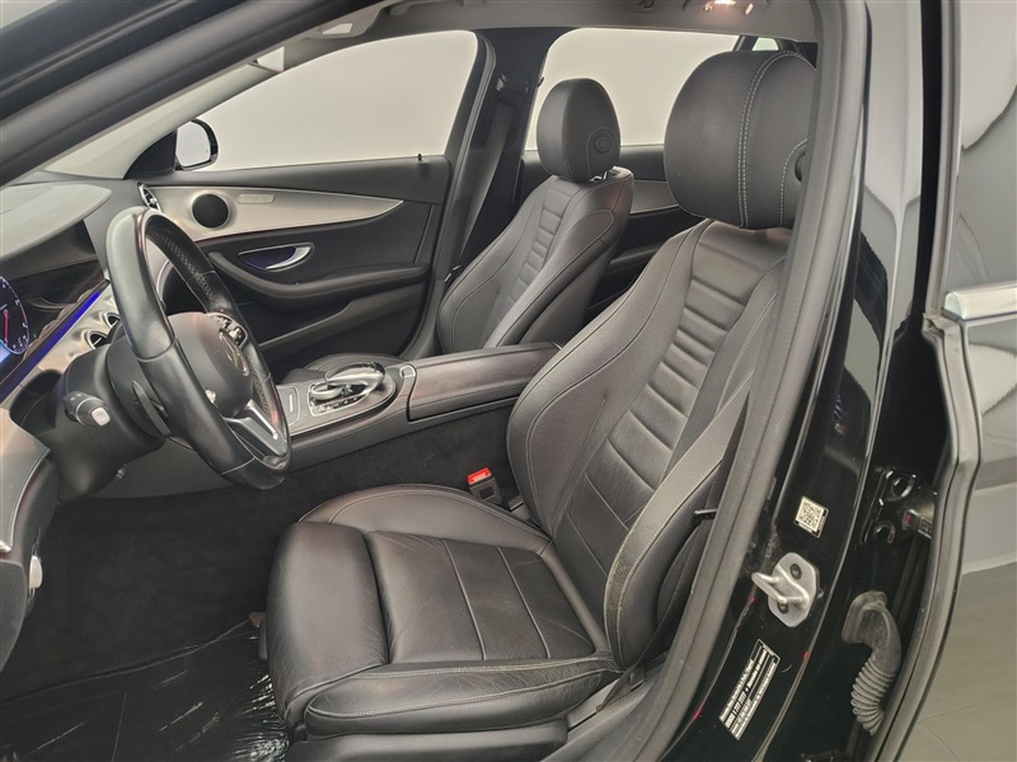 Mercedes E 200 E 200 d 9G-Tronic Avantgarde CUIR SPORT/NAVI/FULL LED/CAMERA (2020) - Photo 7