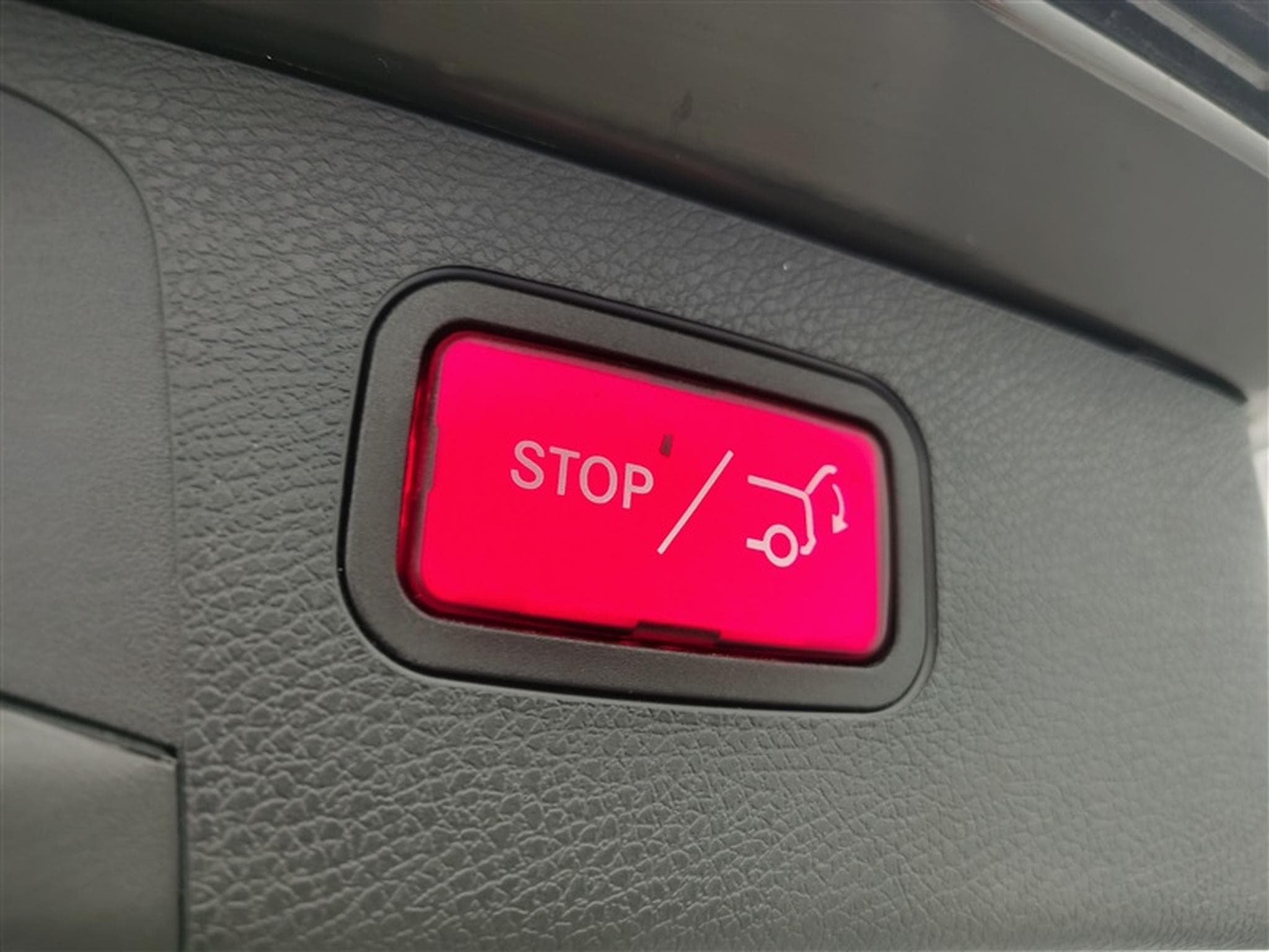 Mercedes E 200 E 200 d 9G-Tronic Avantgarde CUIR SPORT/NAVI/FULL LED/CAMERA (2020) - Photo 19