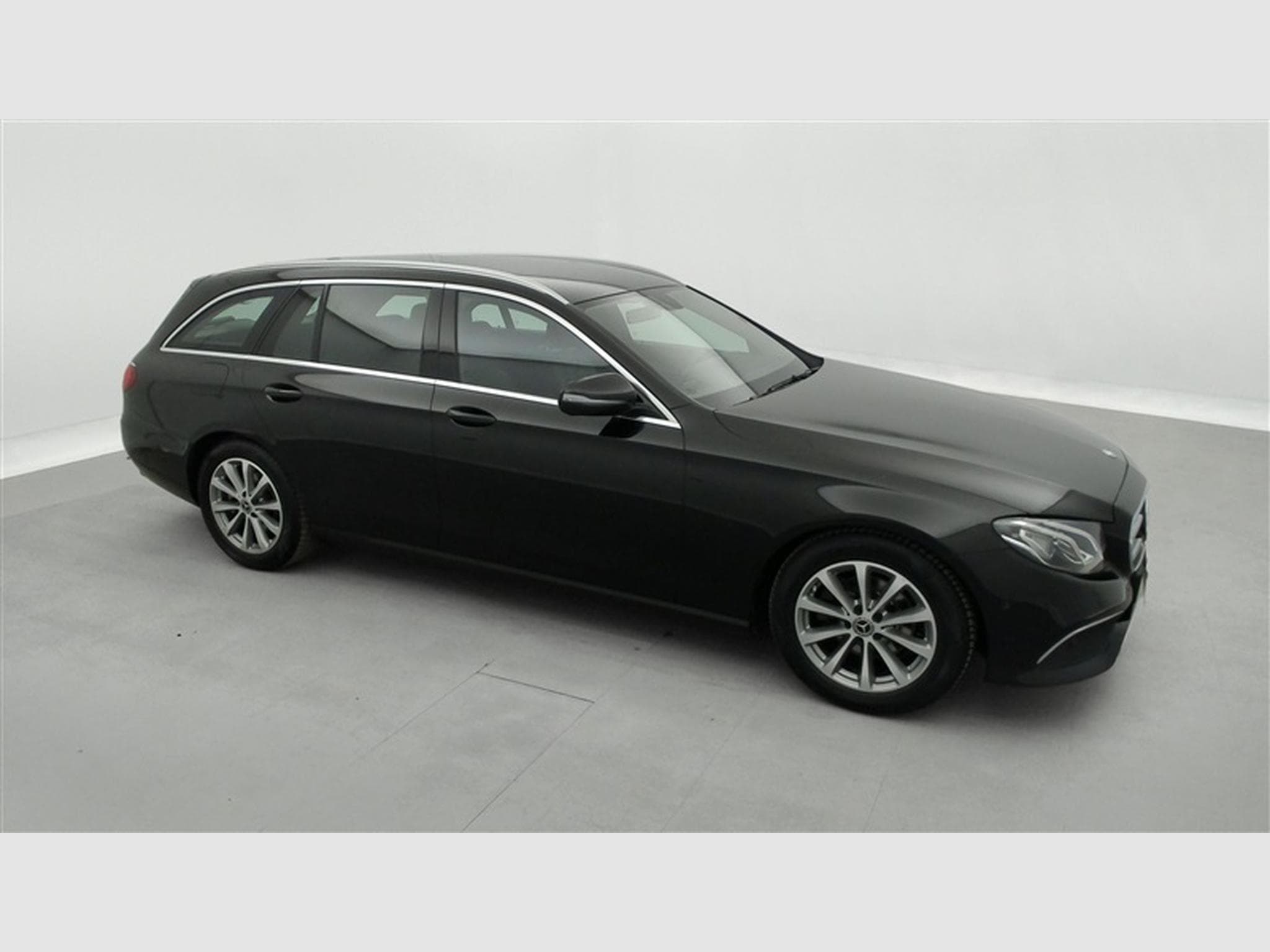 Mercedes E 200 E 200 d 9G-Tronic Avantgarde CUIR SPORT/NAVI/FULL LED/CAMERA (2020) - Photo 24