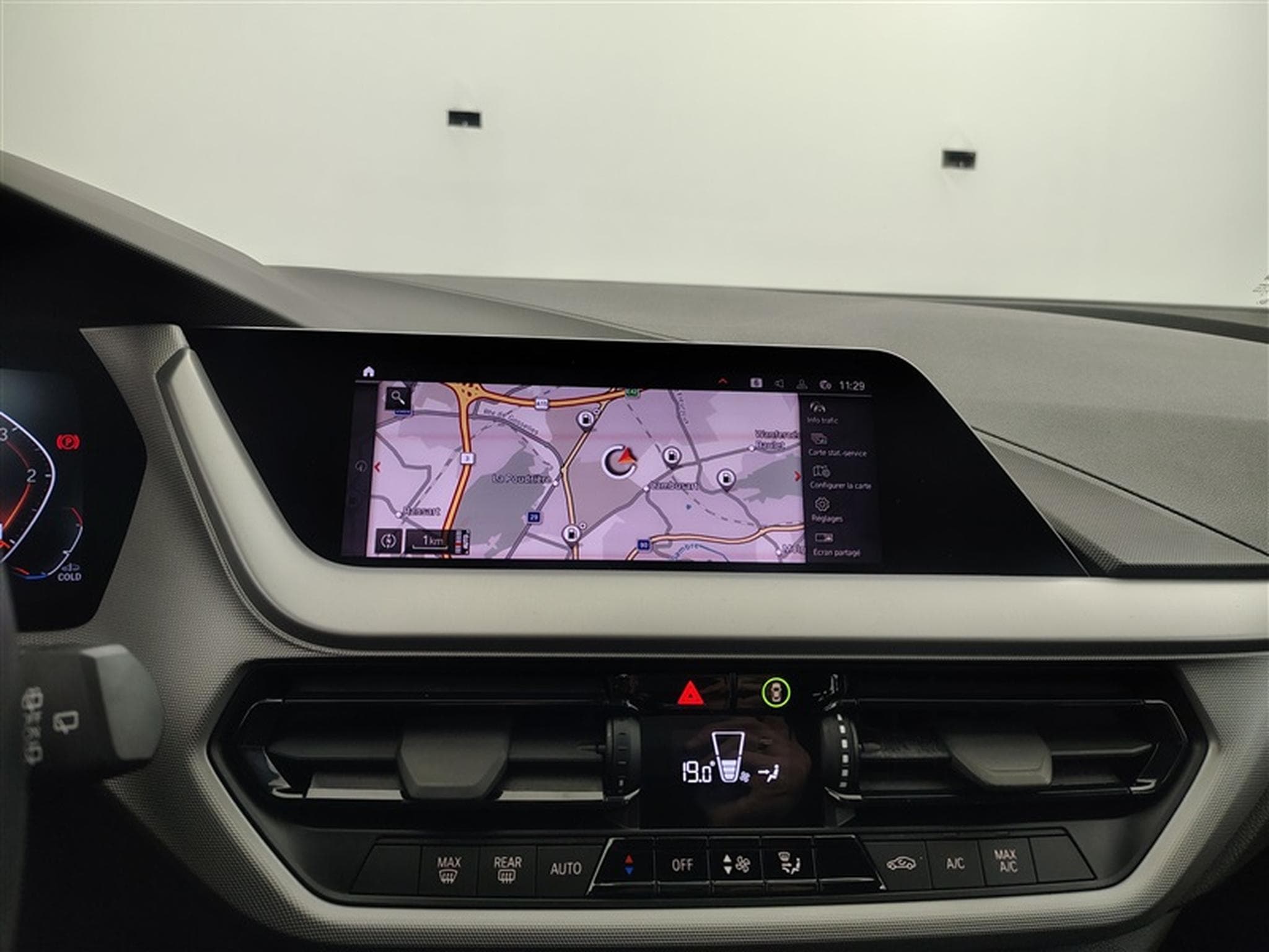 BMW 116 d Navi Cockpit / Led / PDC av+ar (2023) - Photo 11