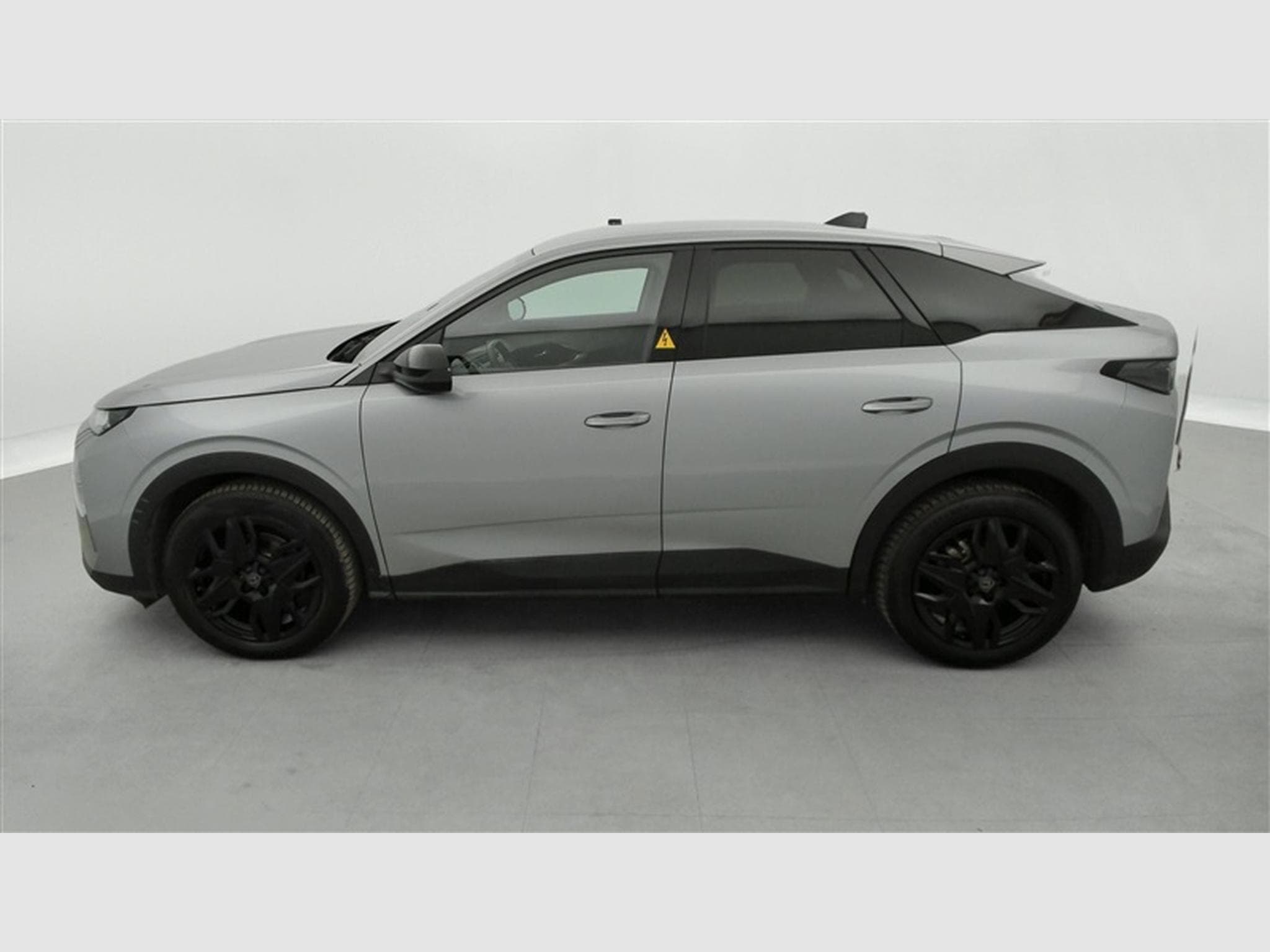 Peugeot 3008 1.2 HYBRID 145cv e-DSC6 Allure S-CUIR / NAVI / CAMERA (2025) - Photo 3
