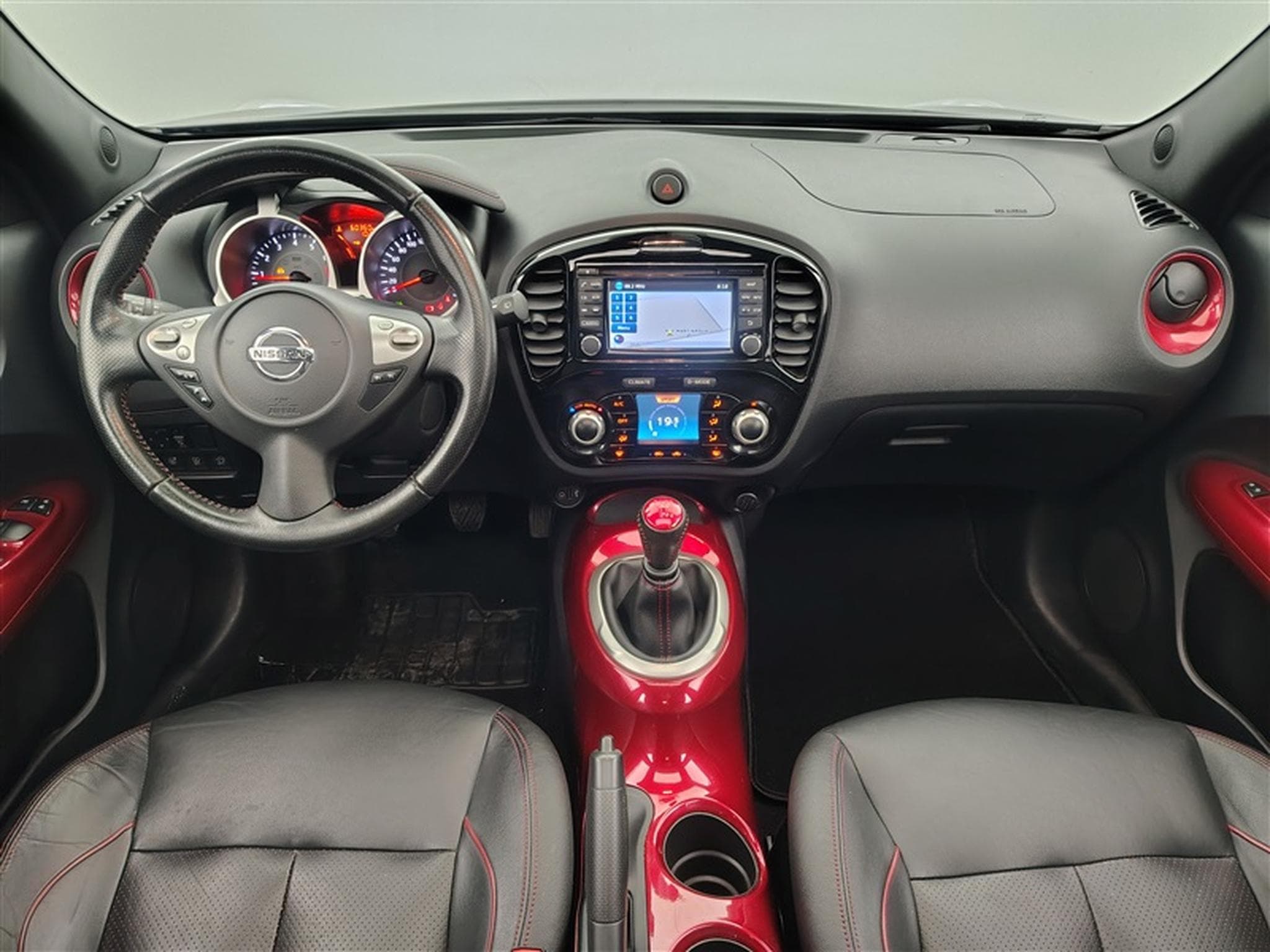 Nissan Juke 1.2 DIG-T 2WD Tekna (2017) - Photo 8