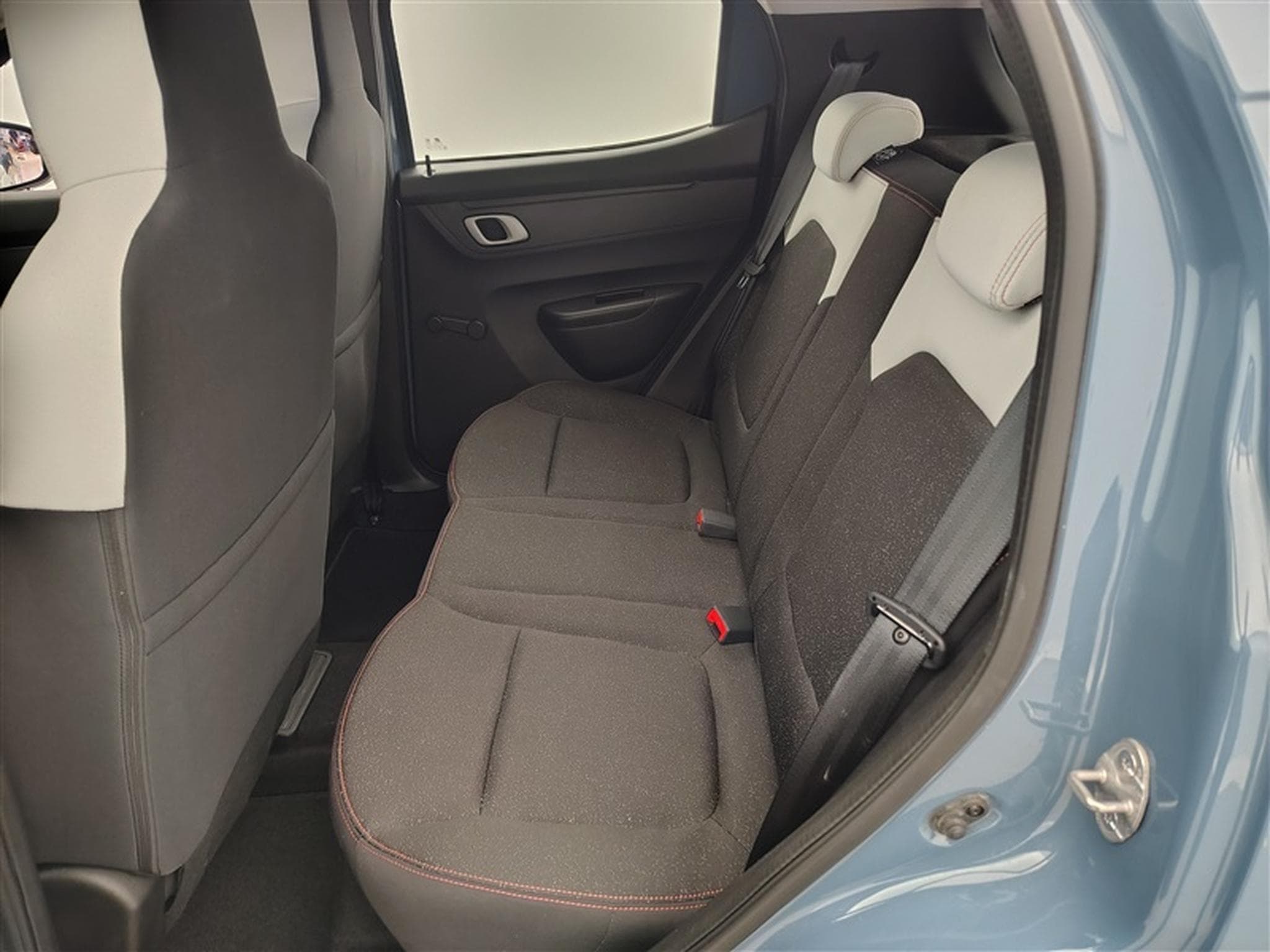 Dacia Spring 26.8 kWh Expression (2025) - Photo 13