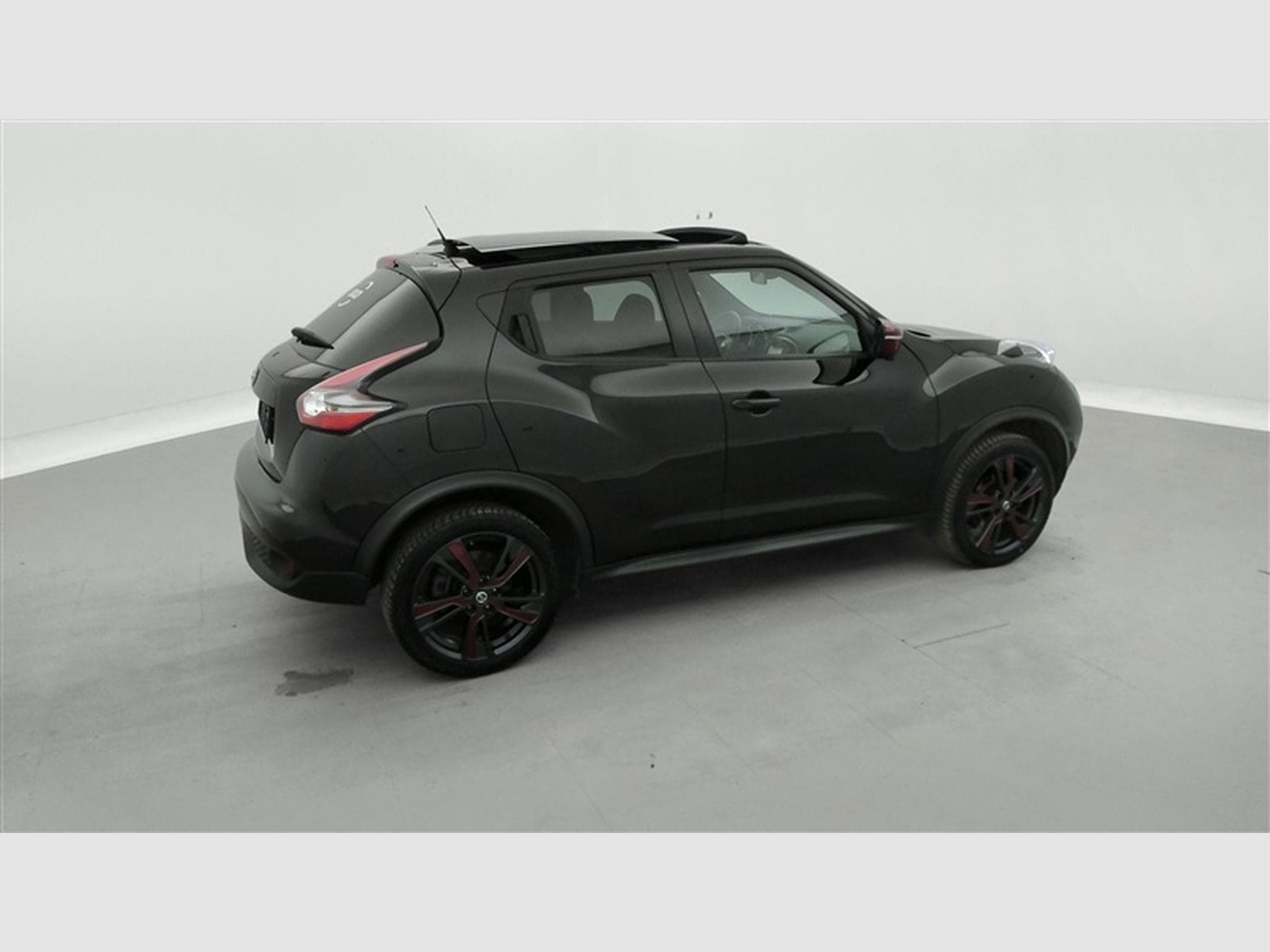 Nissan Juke 1.2 DIG-T 2WD Tekna (2017) - Photo 25