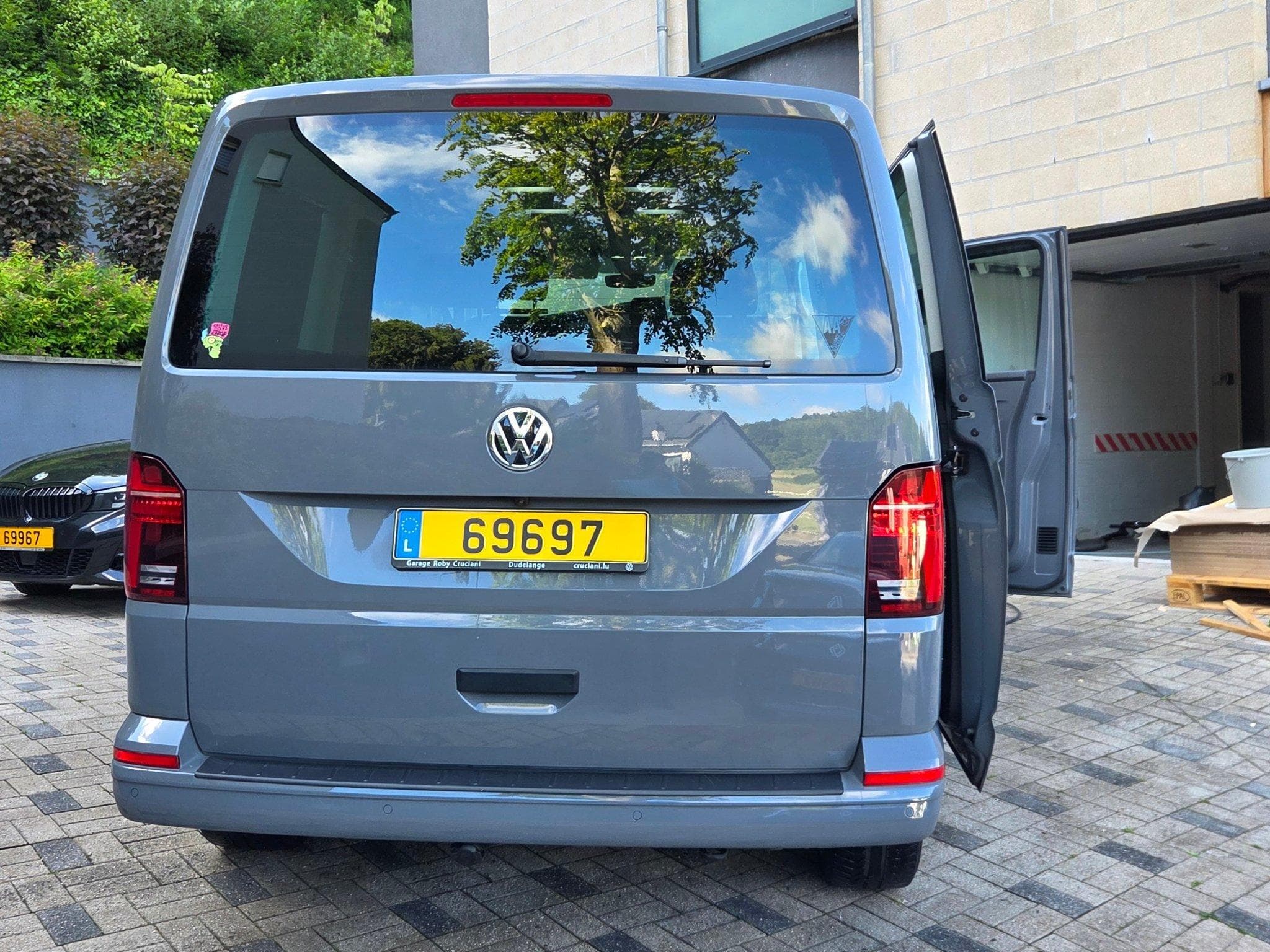 VW Multivan T6.1 (2021) - Foto 3