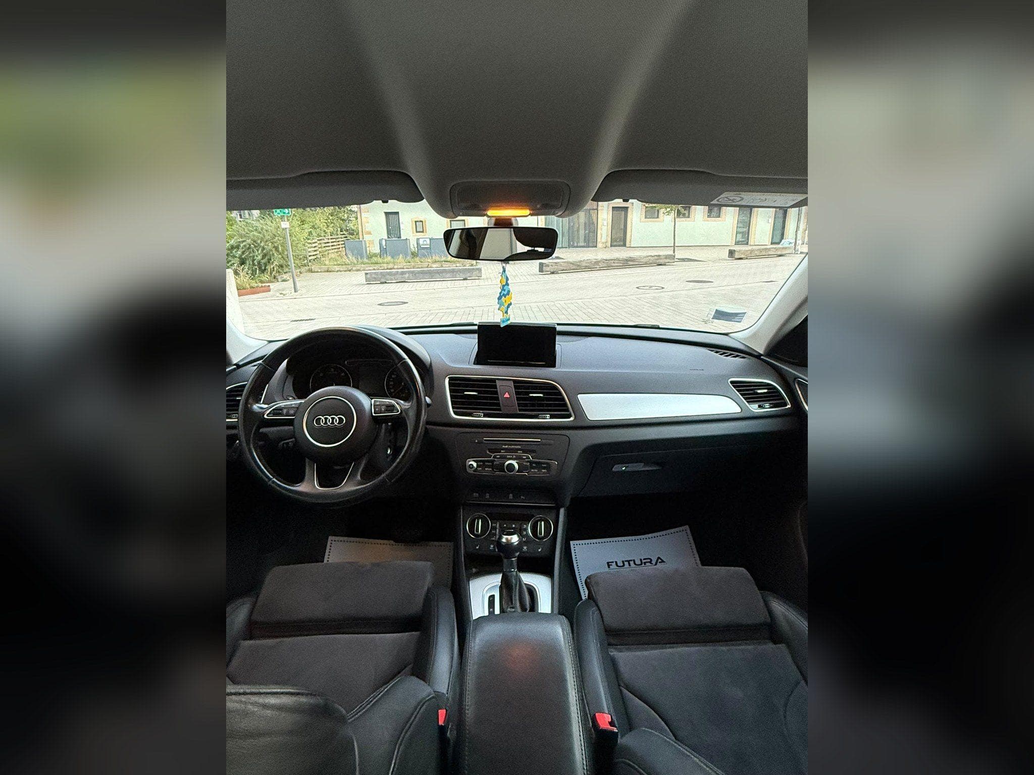 Audi Q3 2.0 S-tronic (2017) - Photo 10