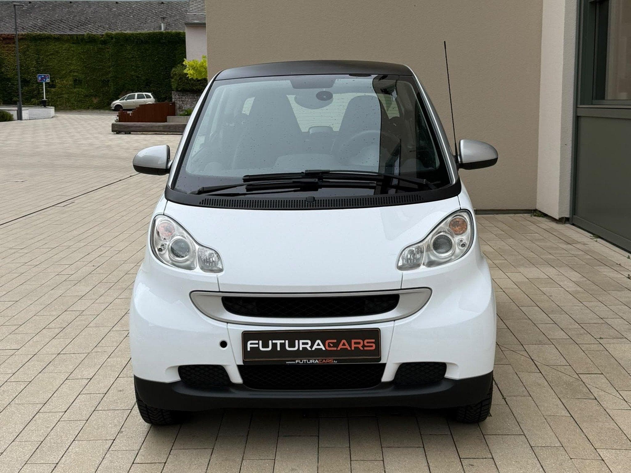 Smart Fortwo Coupé 1.0 MHD 71 ch automatique (2012) - Photo 3