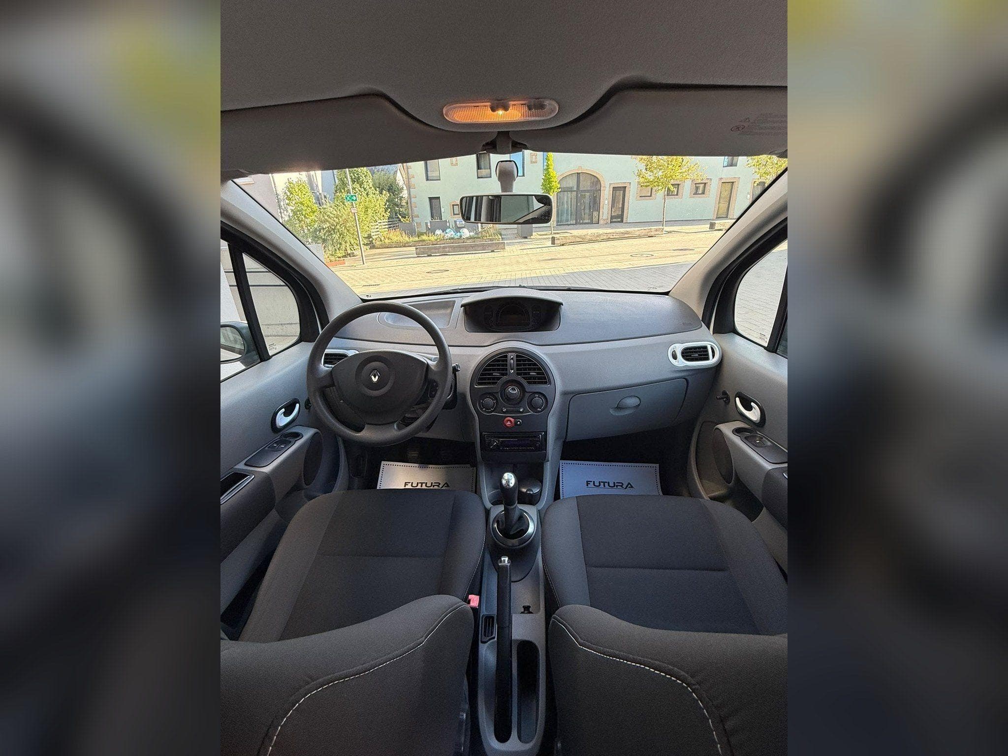 Renault Modus 1.2 essence 75 ch (2013) - Photo 9