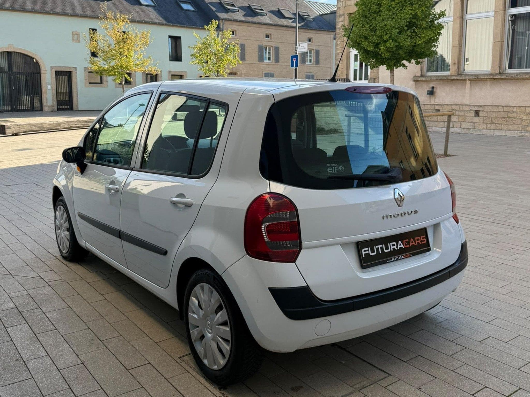 Renault Modus 1.2 essence 75 ch (2013) - Photo 5