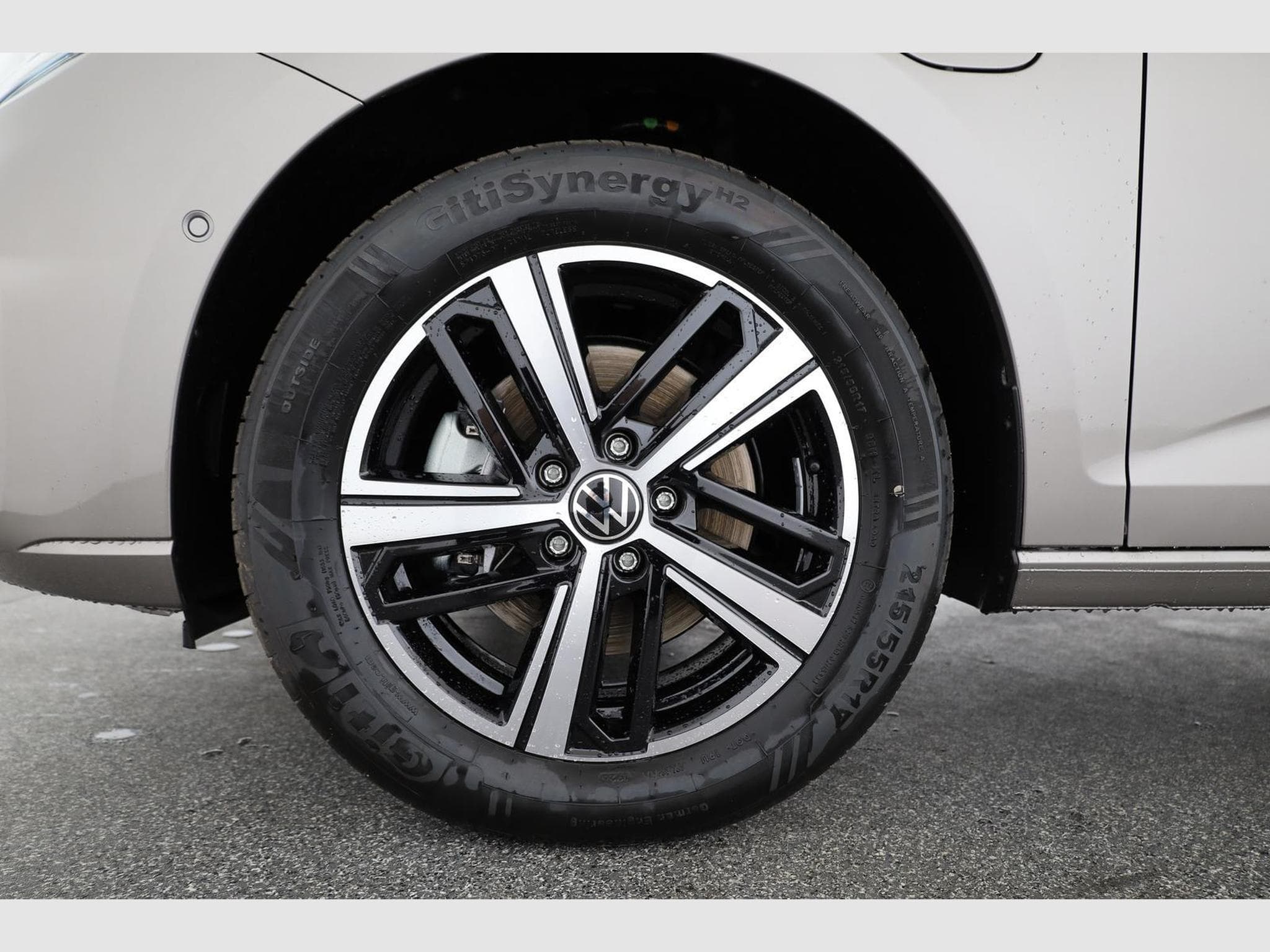 VW Caddy Life eHybrid (2026) - Foto 12