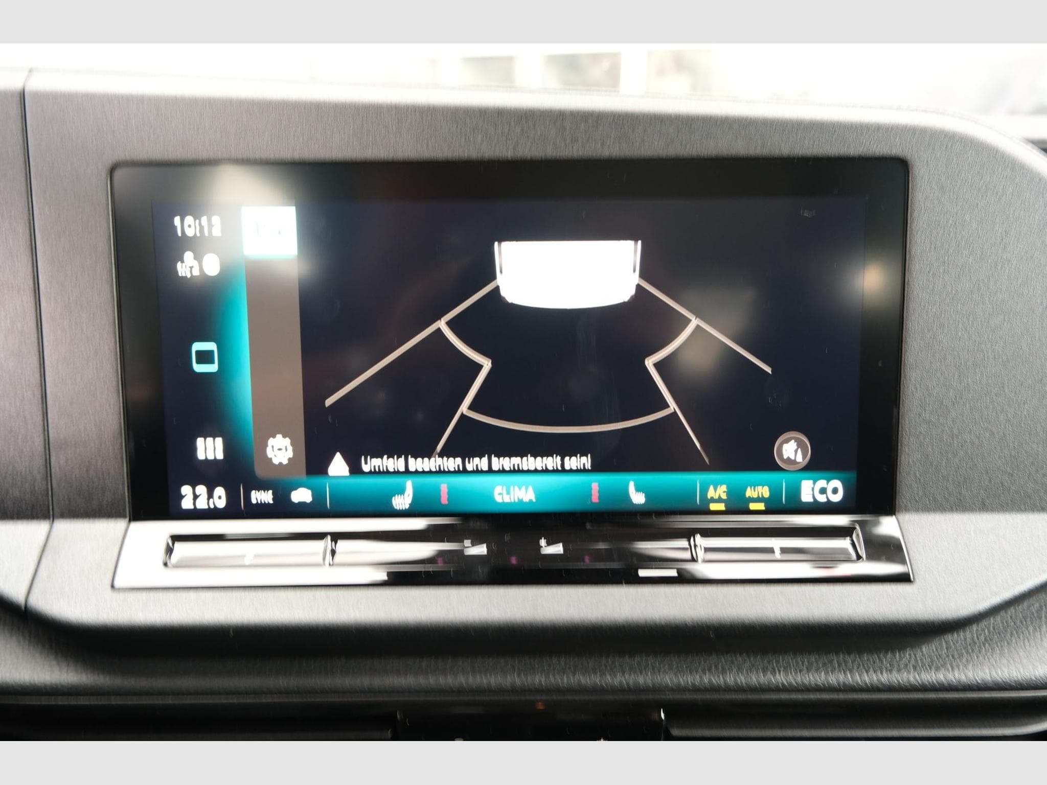 VW Caddy eHybrid Anhängerkupplung App-Connect (2026) - Foto 16