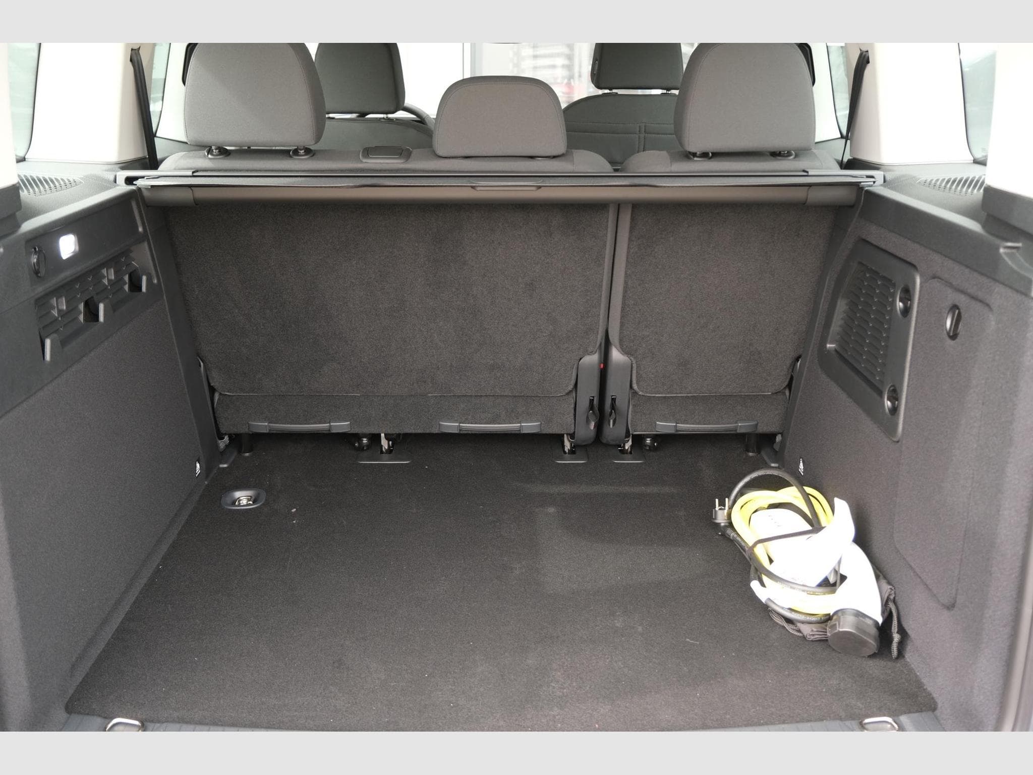 VW Caddy eHybrid Life Anhängerkupplung (2026) - Foto 8