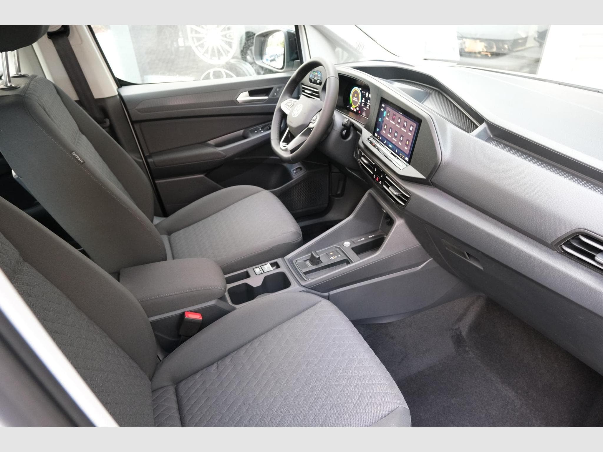 VW Caddy eHybrid Life Anhängerkupplung (2026) - Foto 21