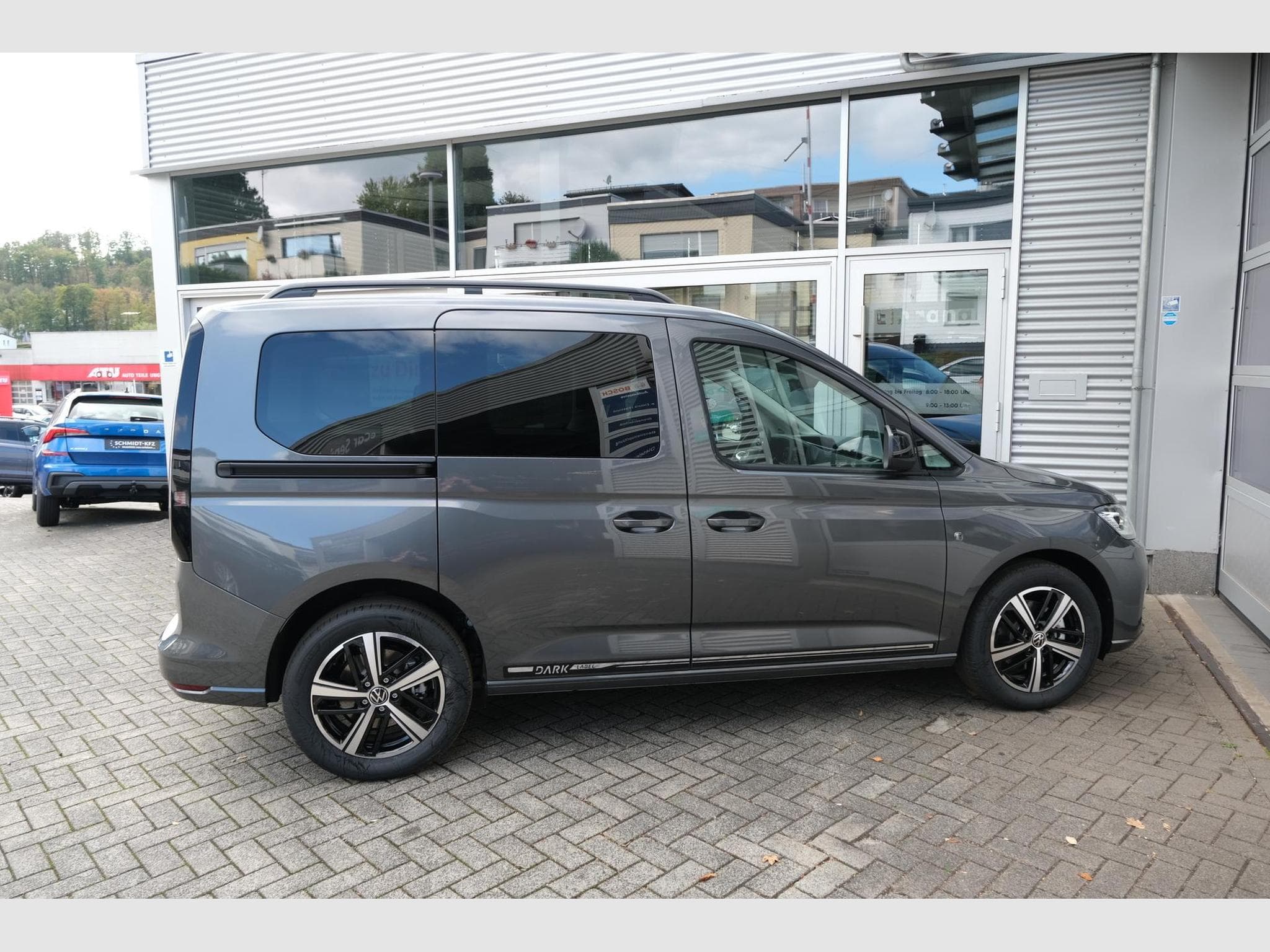 VW Caddy eHybrid Dark Label (2026) - Foto 6