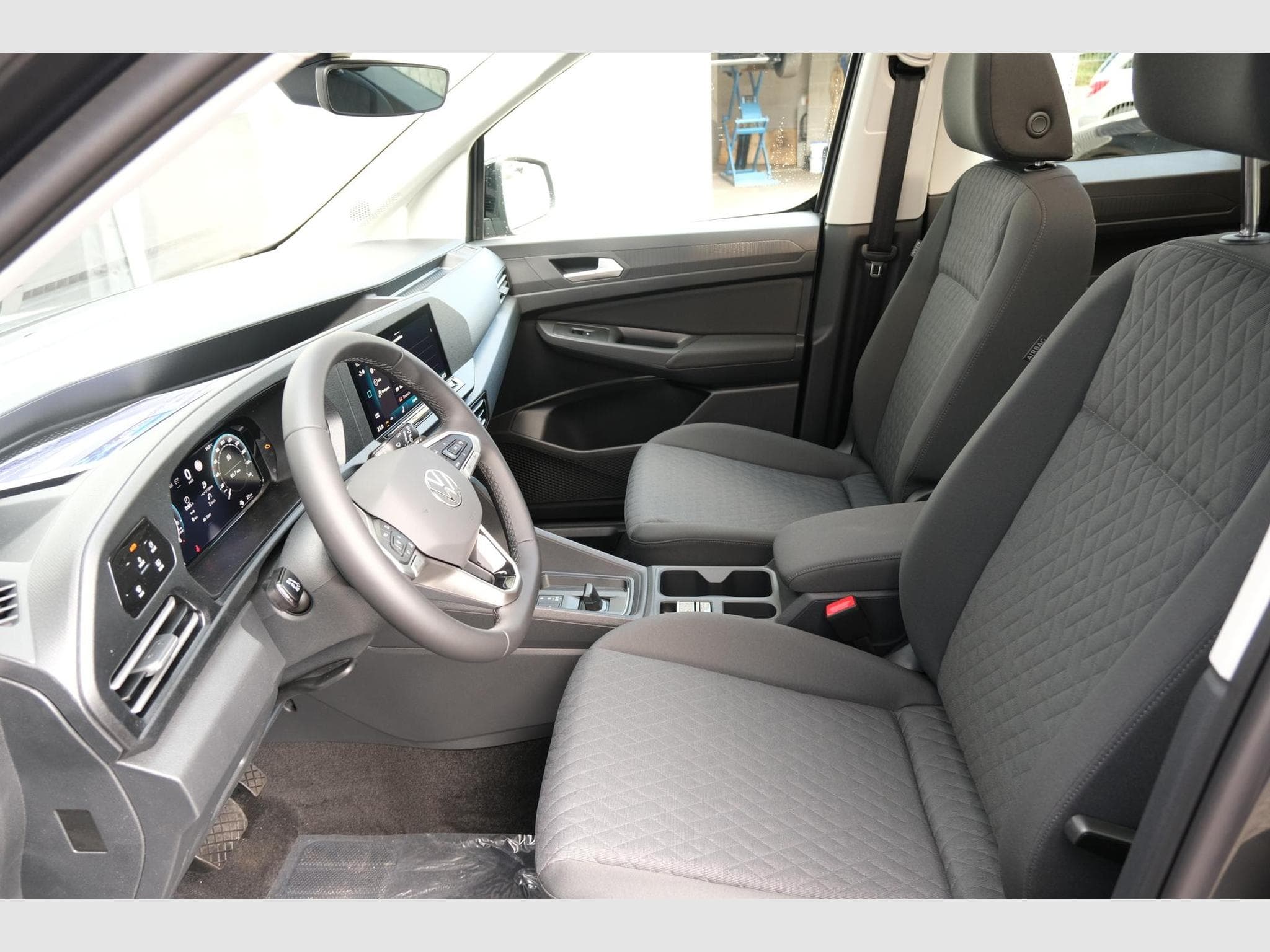 VW Caddy eHybrid Dark Label (2026) - Foto 15
