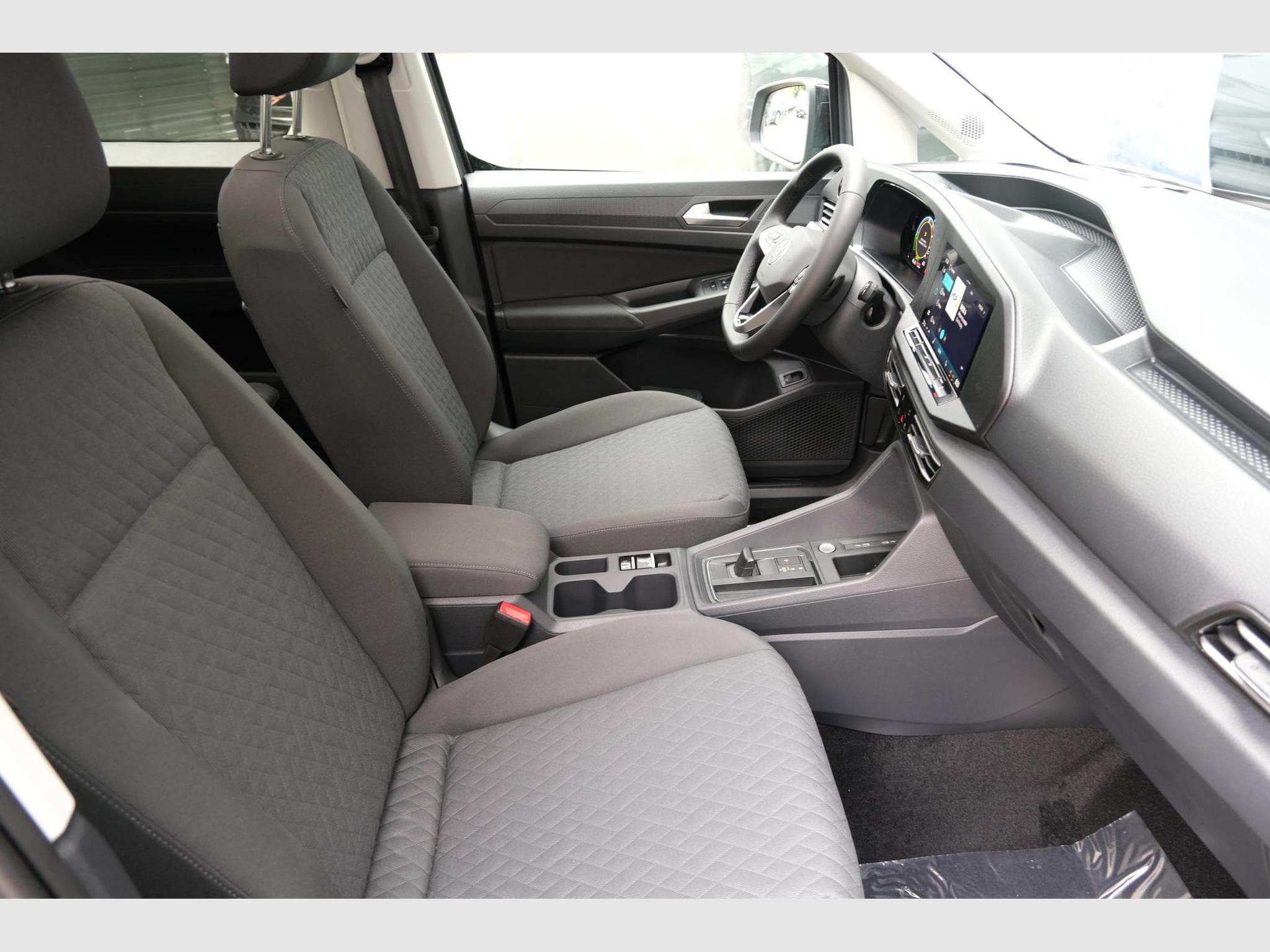 VW Caddy eHybrid Dark Label (2026) - Foto 21