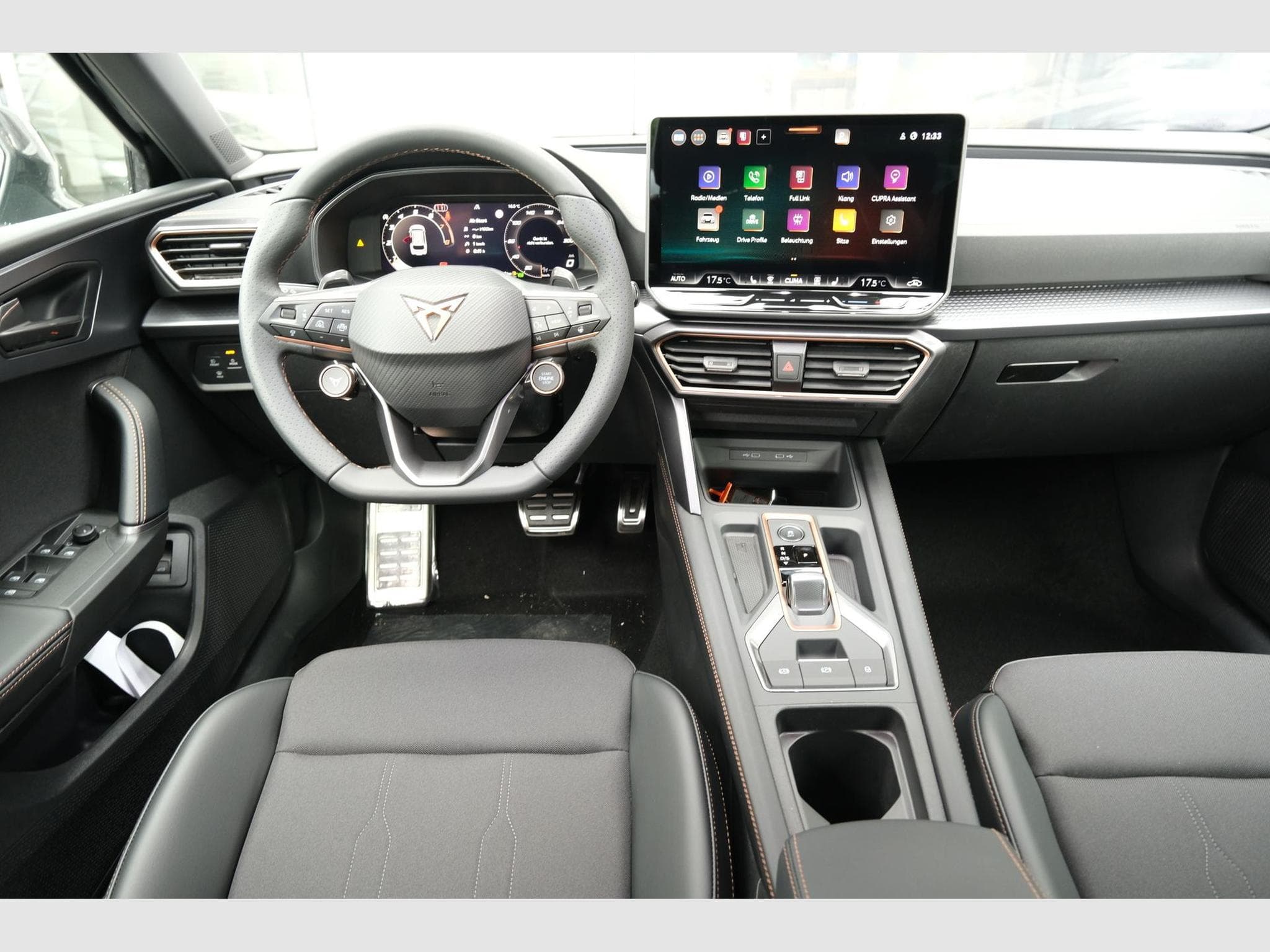 Cupra Leon 1.5 eTSI DSG (2026) - Photo 10