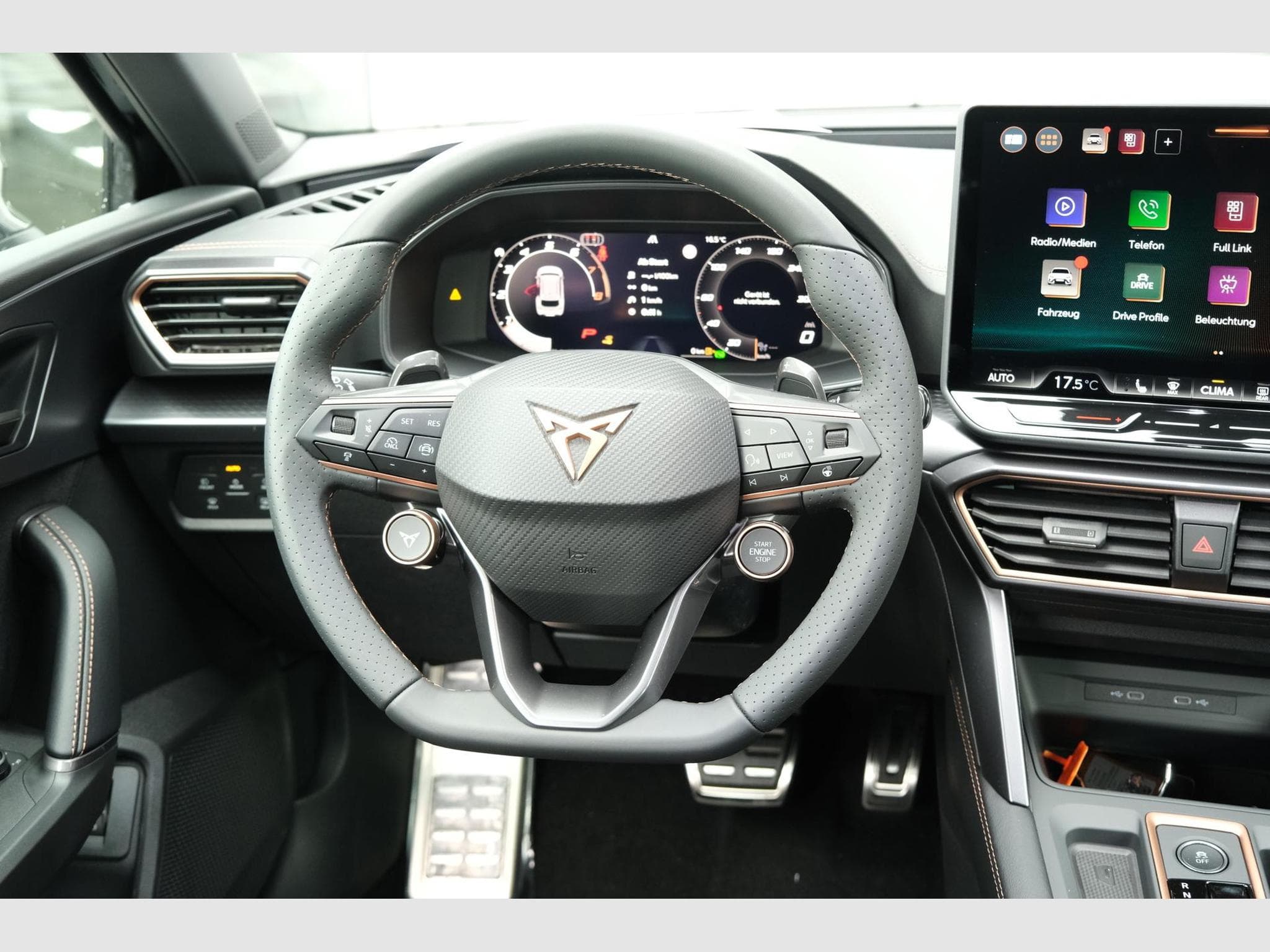 Cupra Leon 1.5 eTSI DSG (2026) - Photo 12