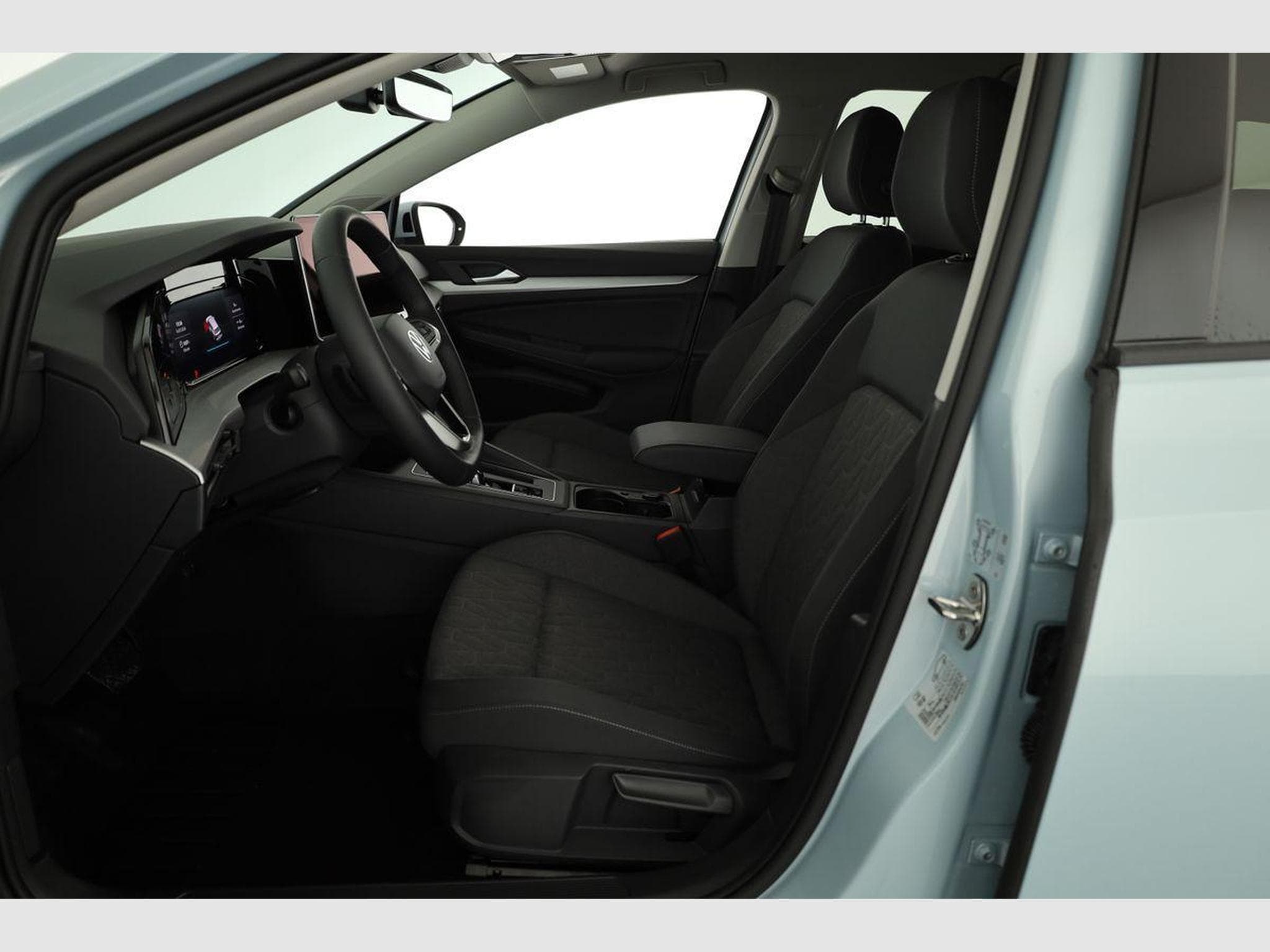 VW Golf Variant VIII 2.0 (2026) - Photo 9