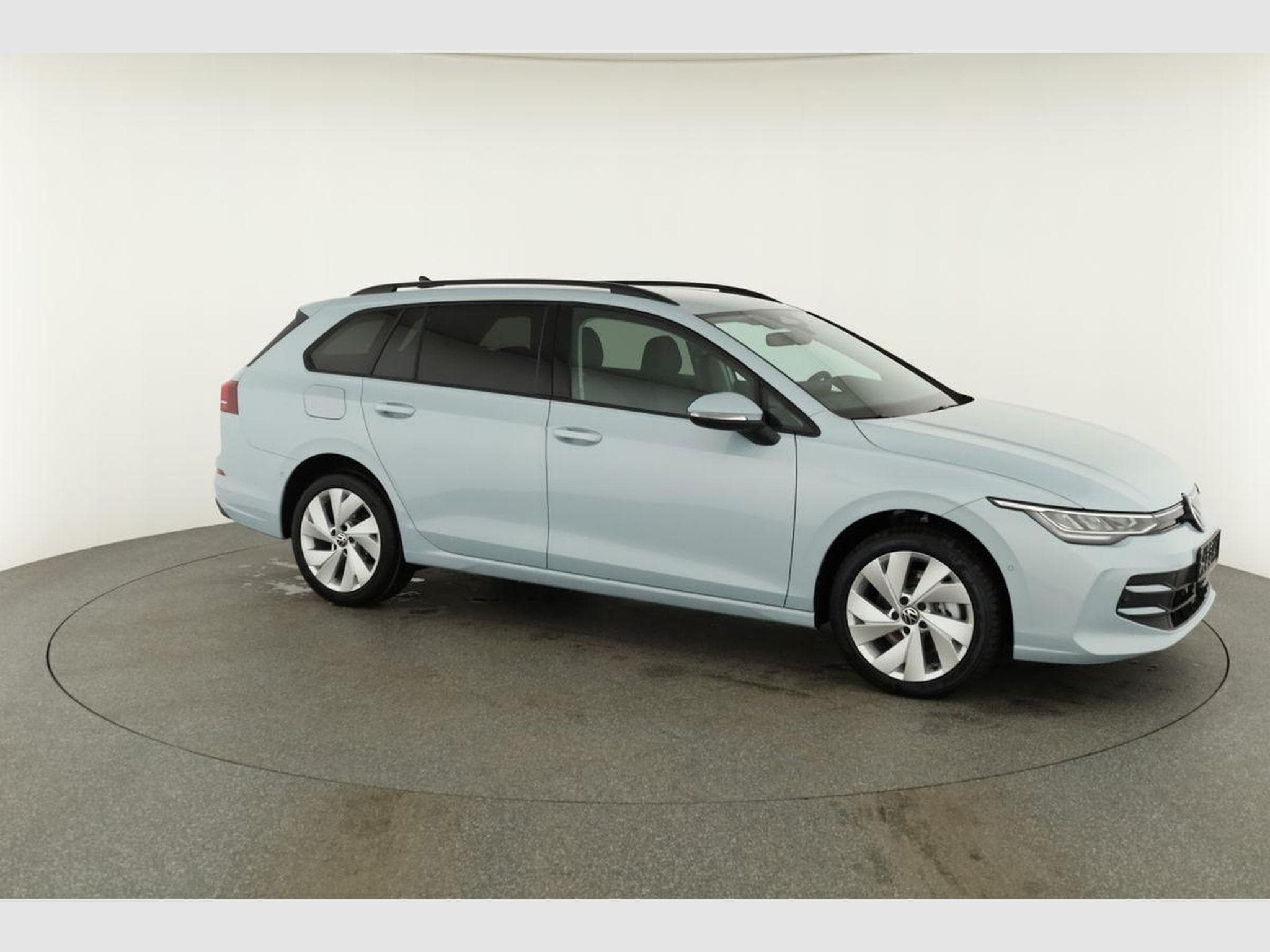 VW Golf Variant VIII 2.0 (2026) - Photo 22