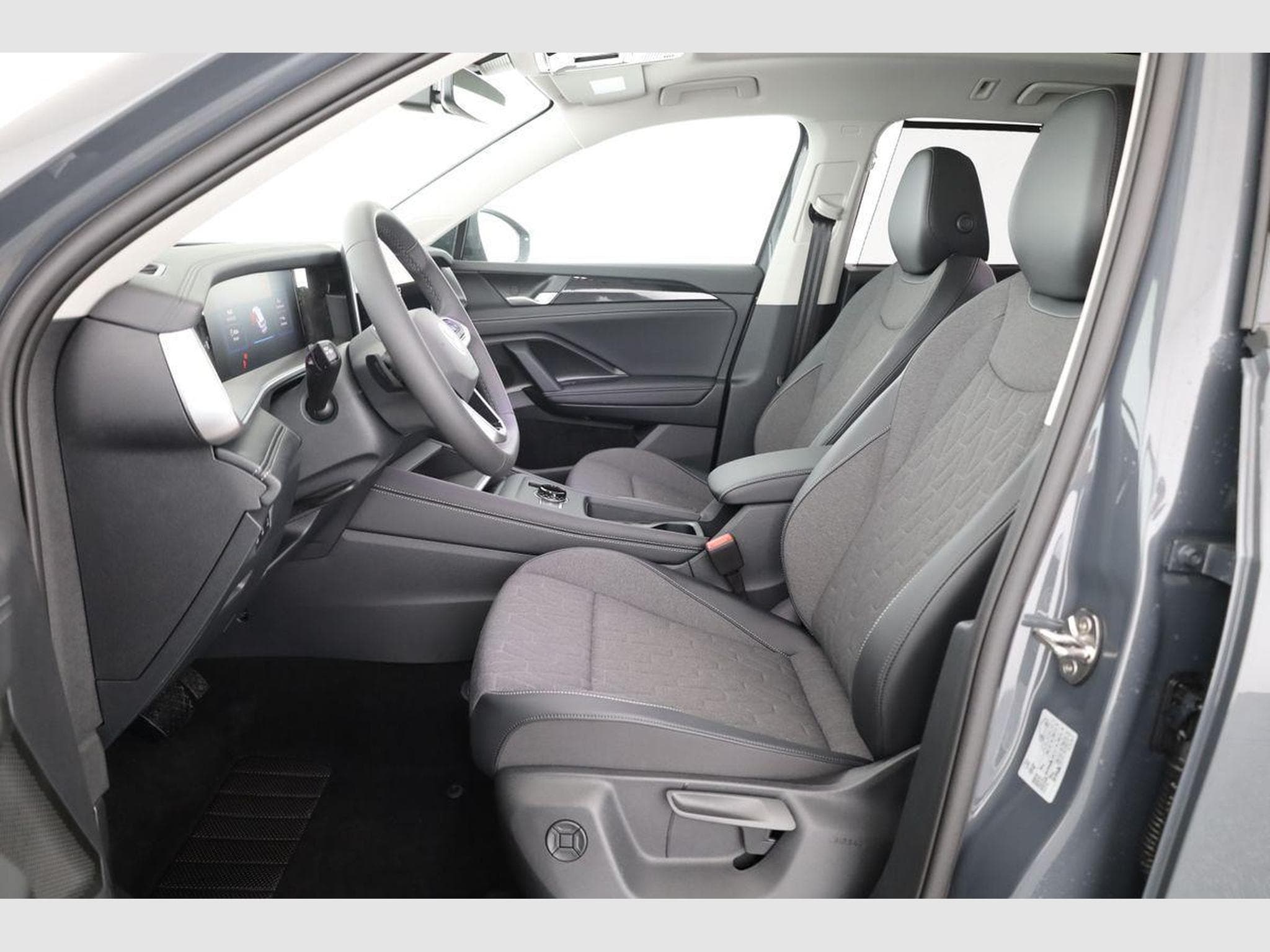 VW Tayron 1.5 TSI eHybrid 150 kW Life (2025) - Foto 9
