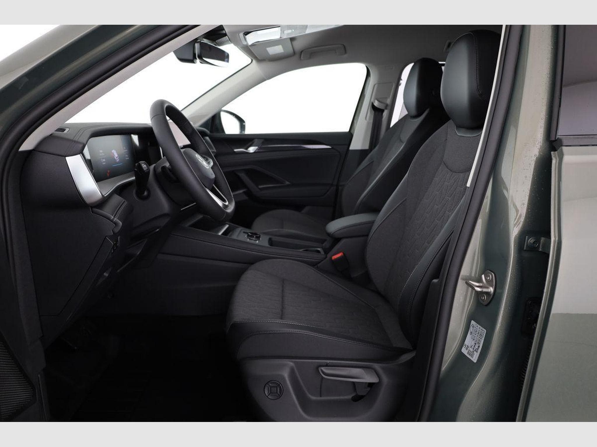 VW Tayron 1.5 TSI eHybrid 150 kW Life (2025) - Foto 9