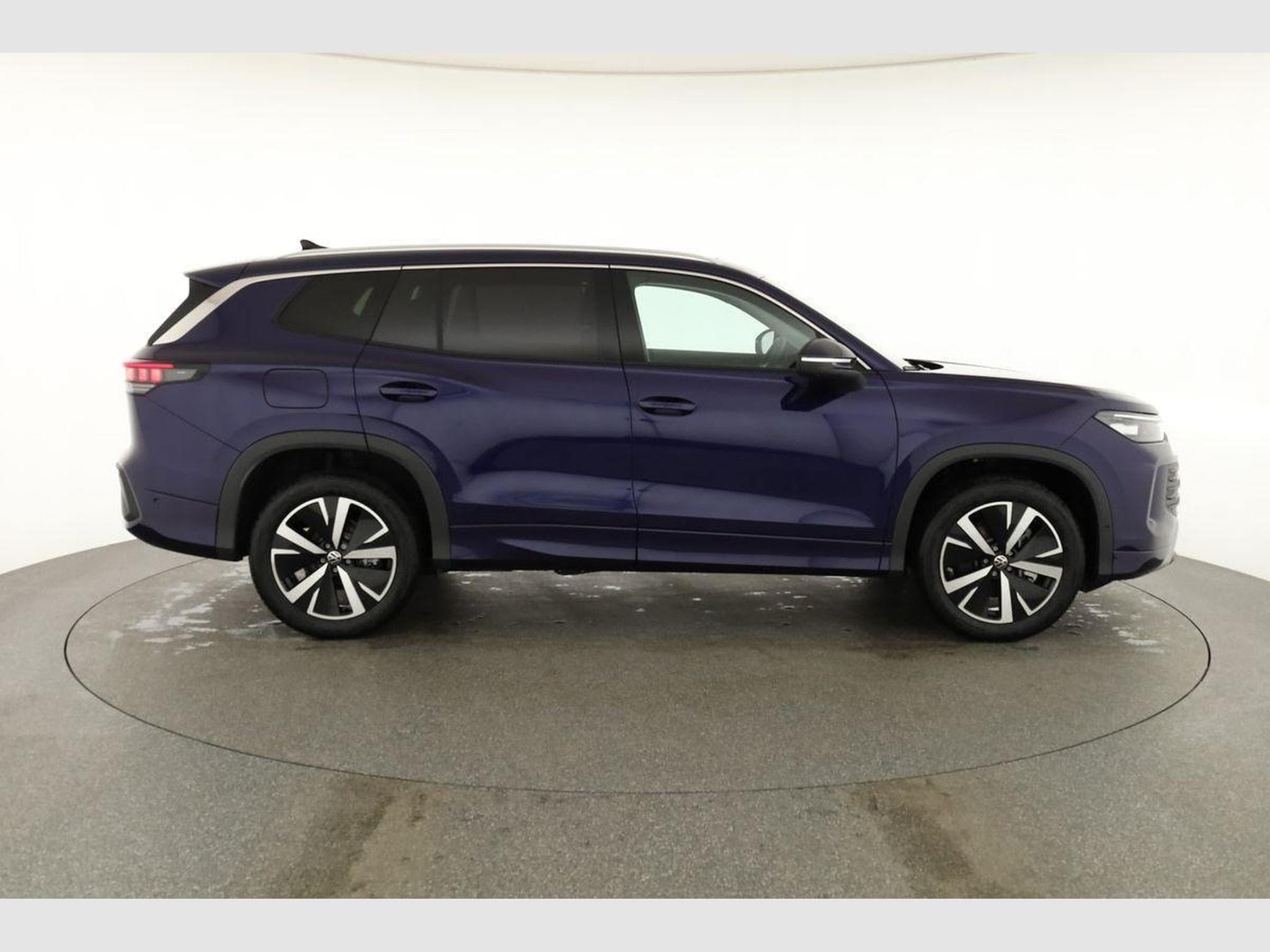 VW Tayron 1.5 TSI eHybrid 150 kW Life (2025) - Foto 23
