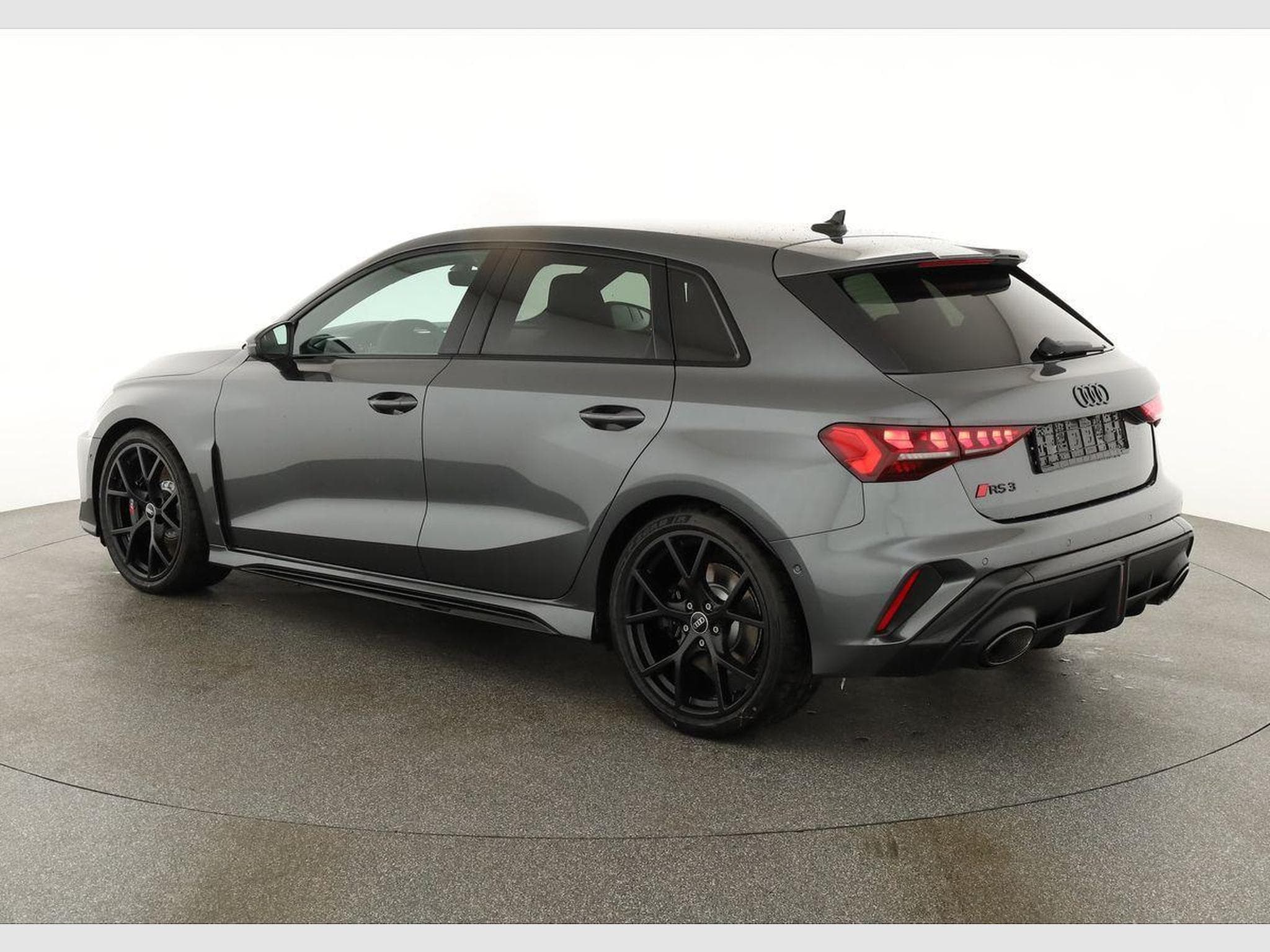 Audi RS3 Sportback 2.5 294 kW TFSI quattro (2026) - Foto 3