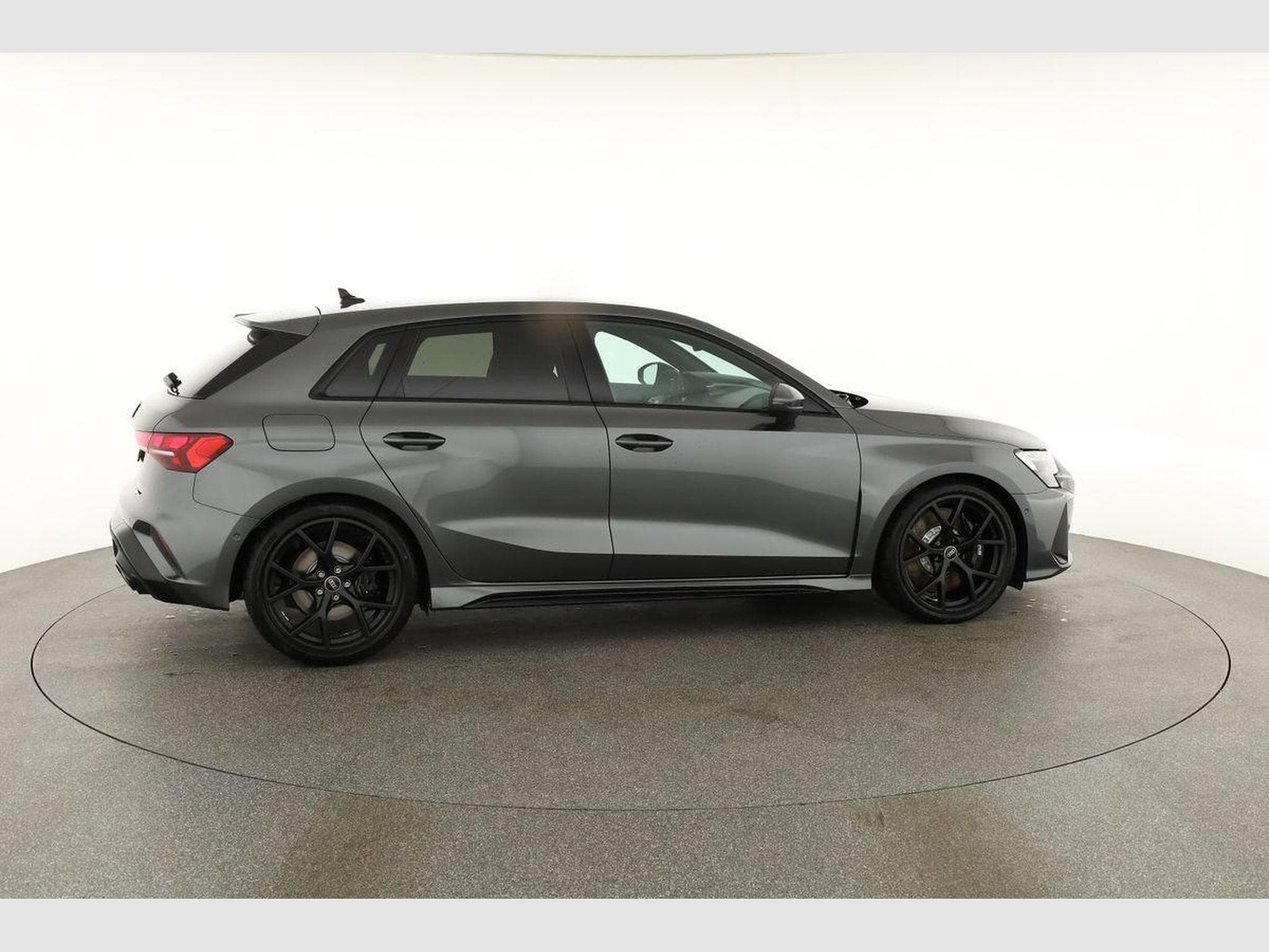 Audi RS3 Sportback 2.5 294 kW TFSI quattro (2026) - Foto 21