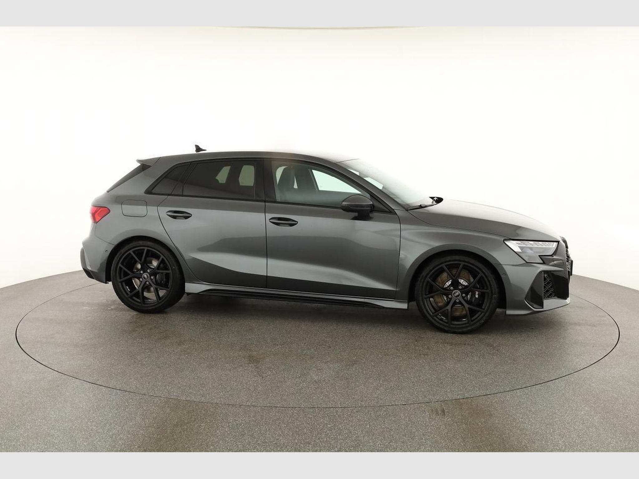 Audi RS3 Sportback 2.5 294 kW TFSI quattro (2026) - Foto 23