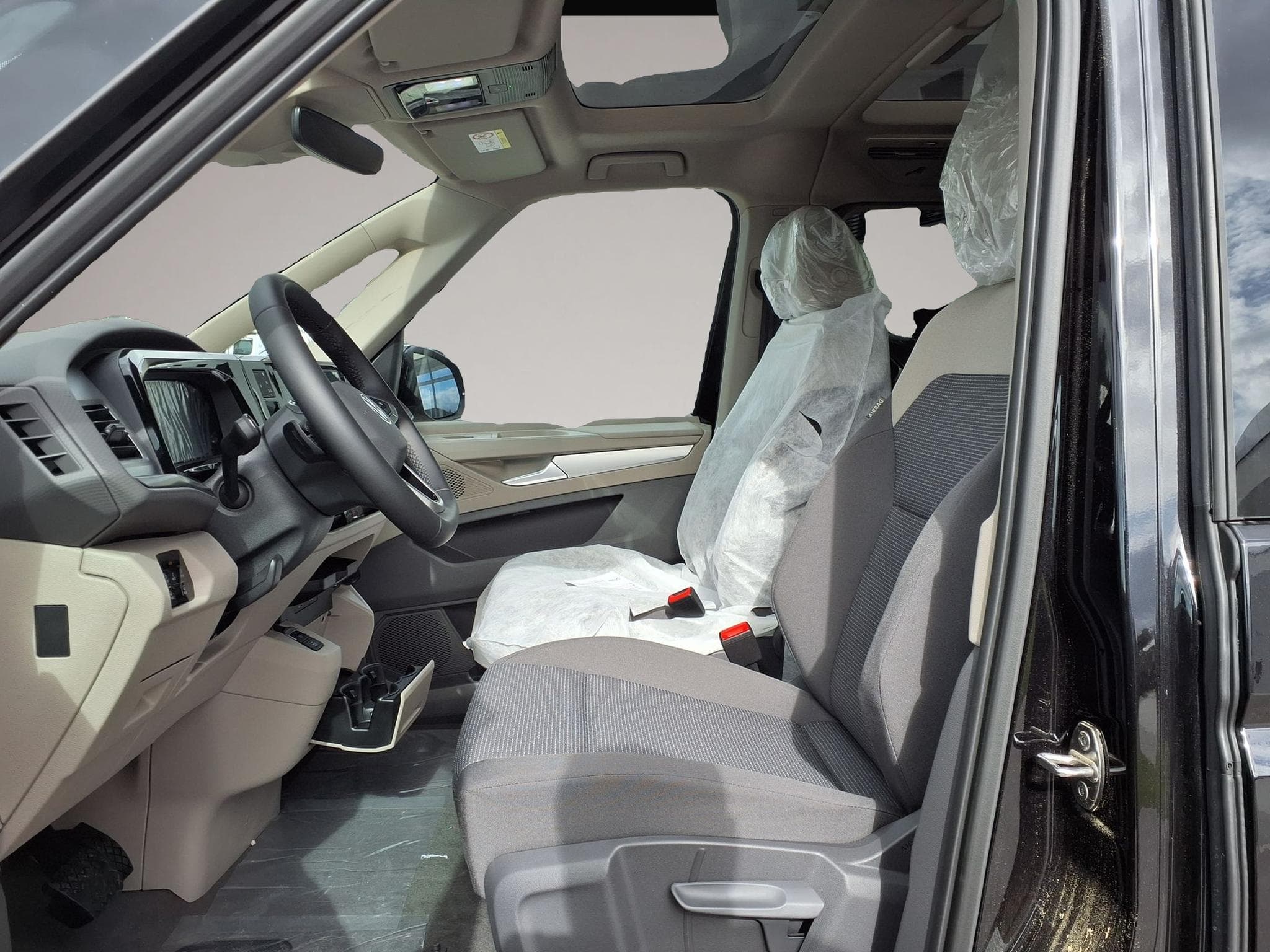 VW Multivan (2026) - Photo 5