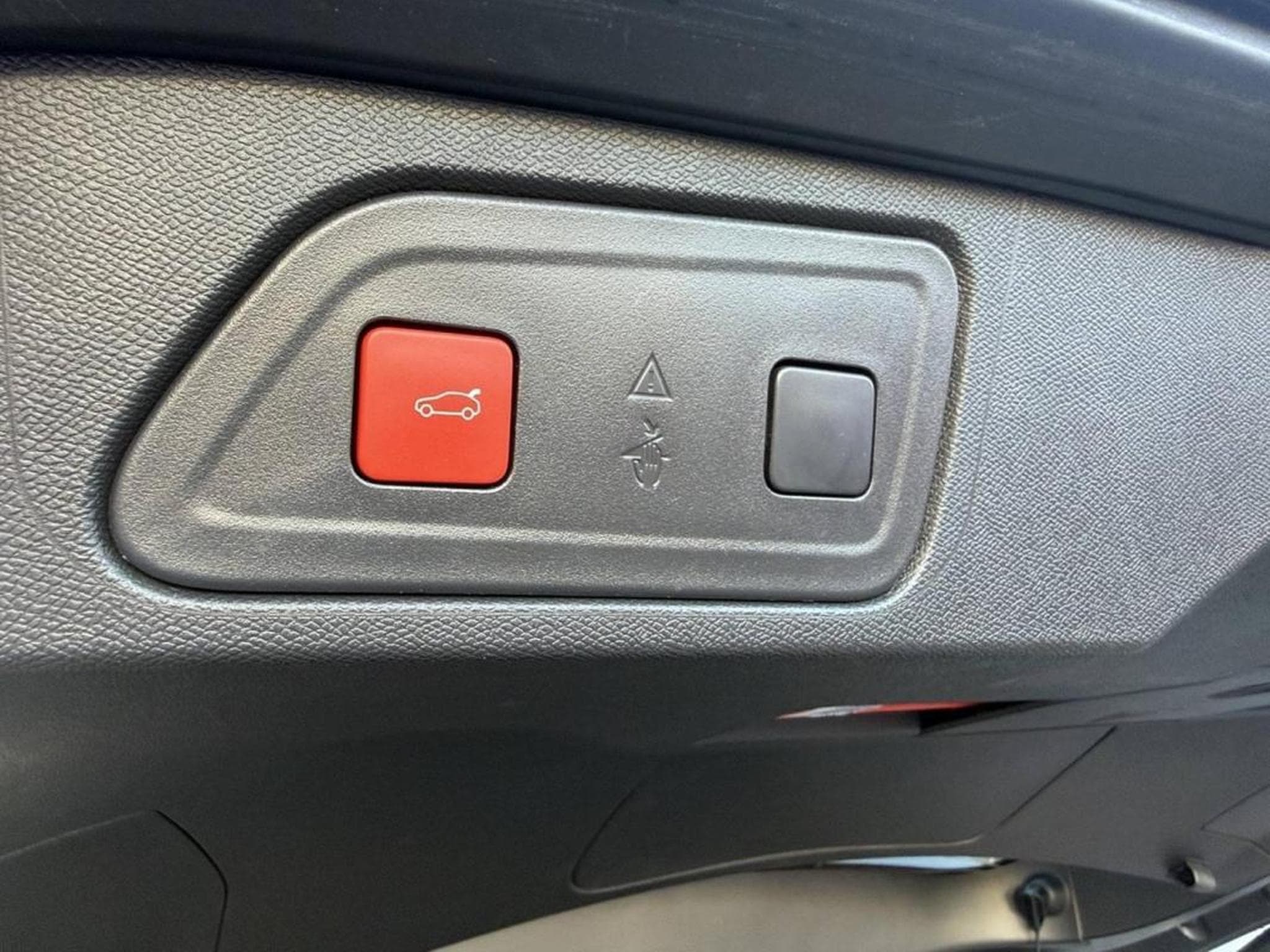 Citroën C5 Aircross -39% 1.2 Hybride 145ch e-DSC6 MAX (2025) - Photo 20