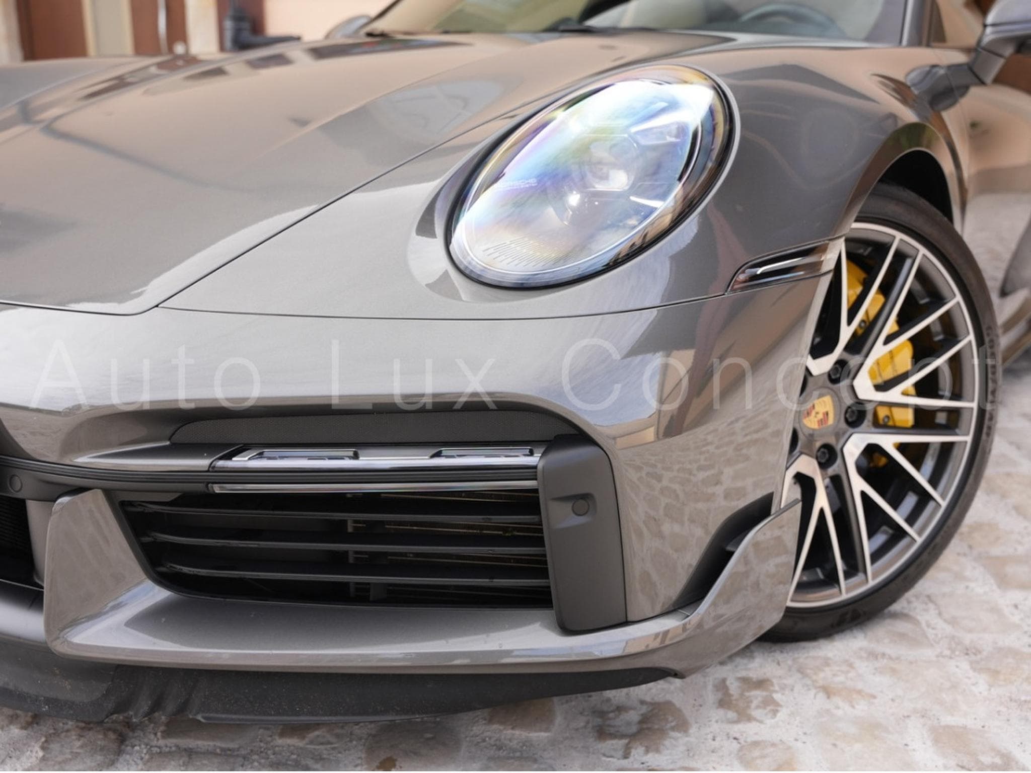 Porsche 911 911 Turbo S Coupé (2021) - Photo 29