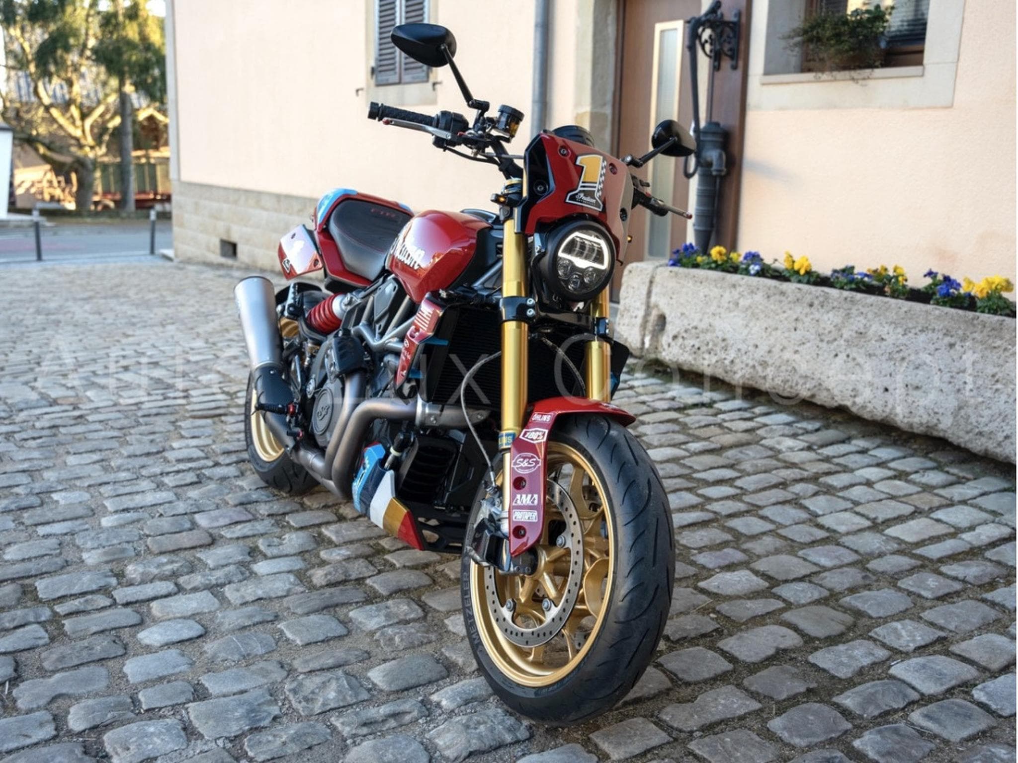 Indian FTR Sport Personnalisée (2024) - Photo 1