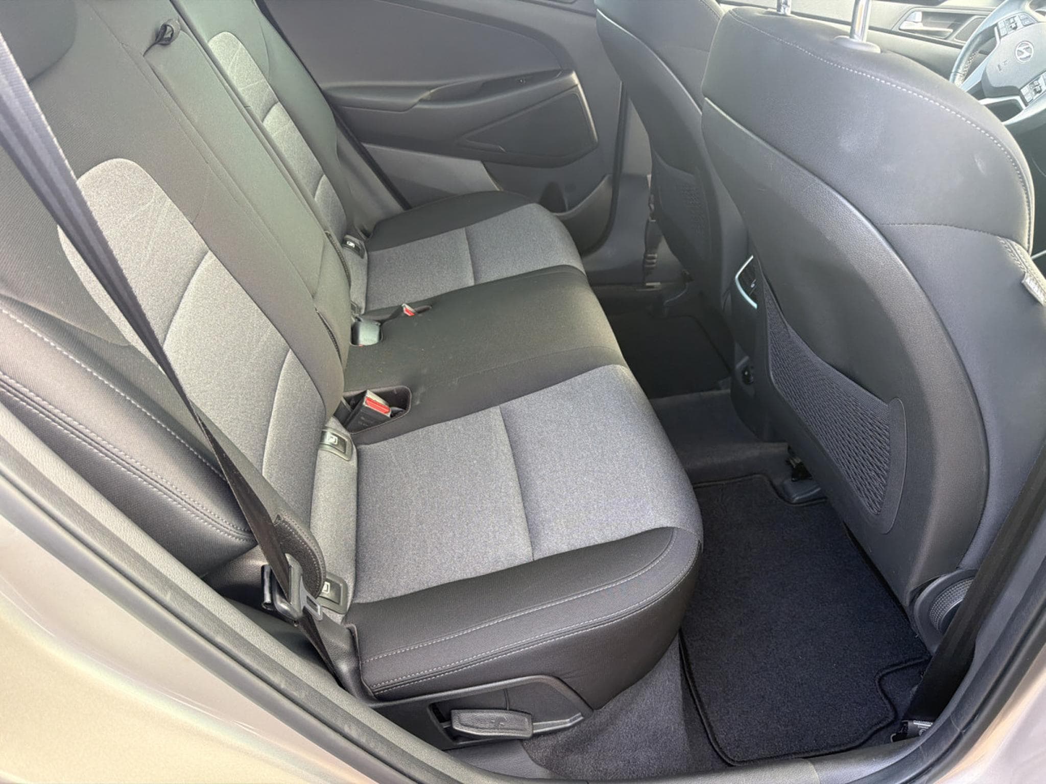 Hyundai Tucson 1.6 GDI 2WD 177CV AUTO. (2020) - Foto 9