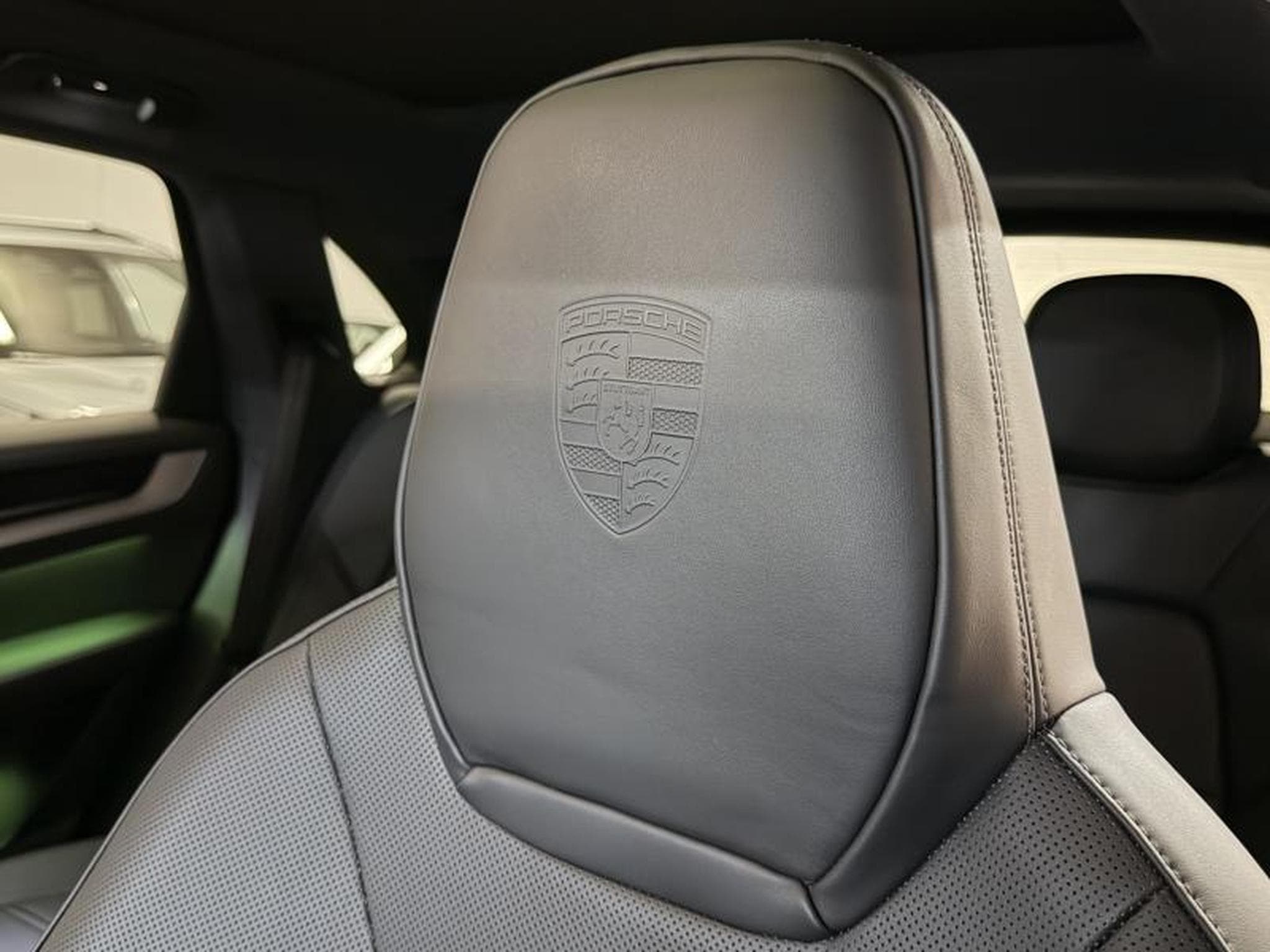 Porsche Cayenne S 4.0 V8 475 Facelift UPE144 (2025) - Photo 19