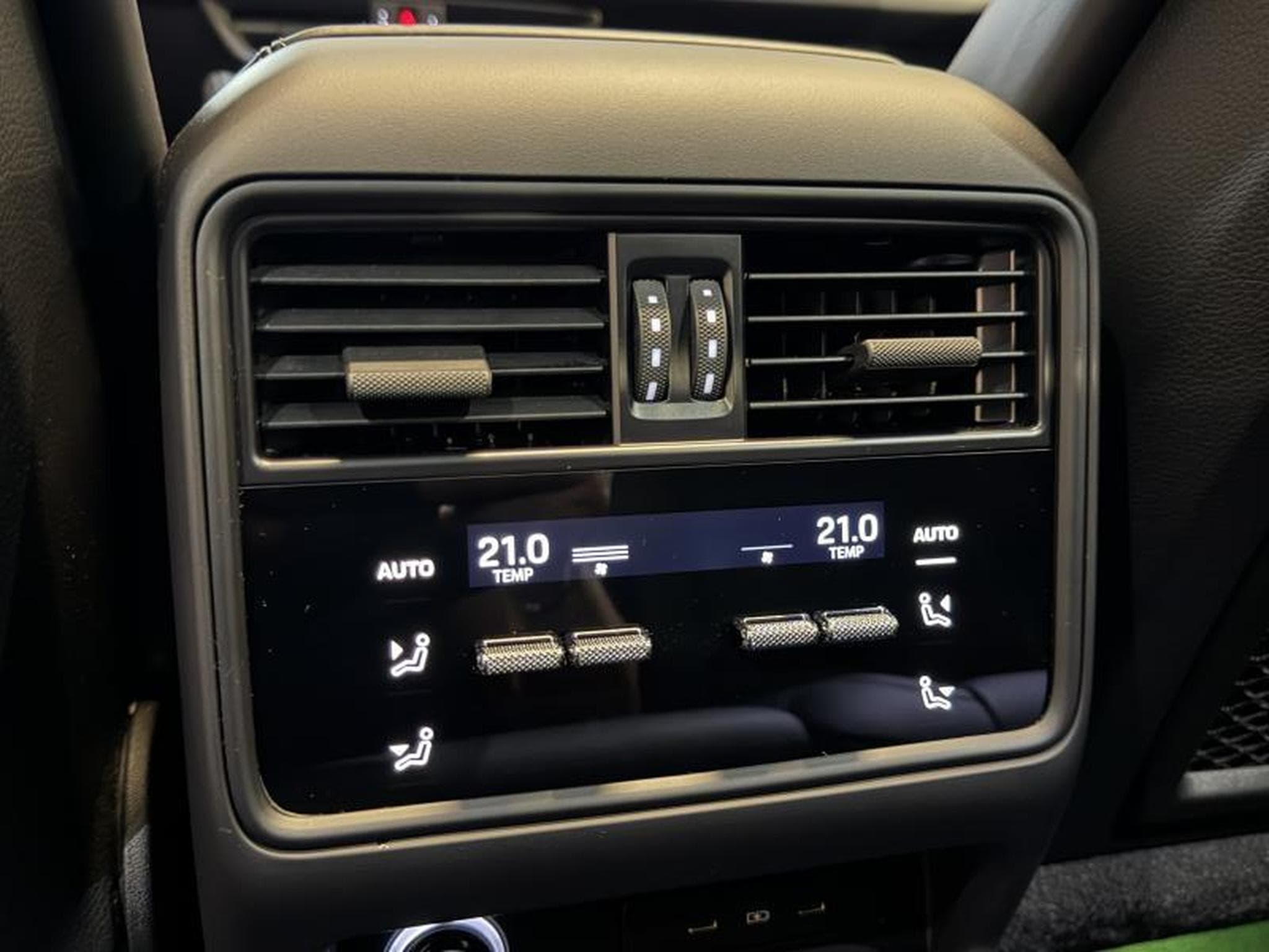 Porsche Cayenne S 4.0 V8 475 Facelift UPE144 (2025) - Photo 22