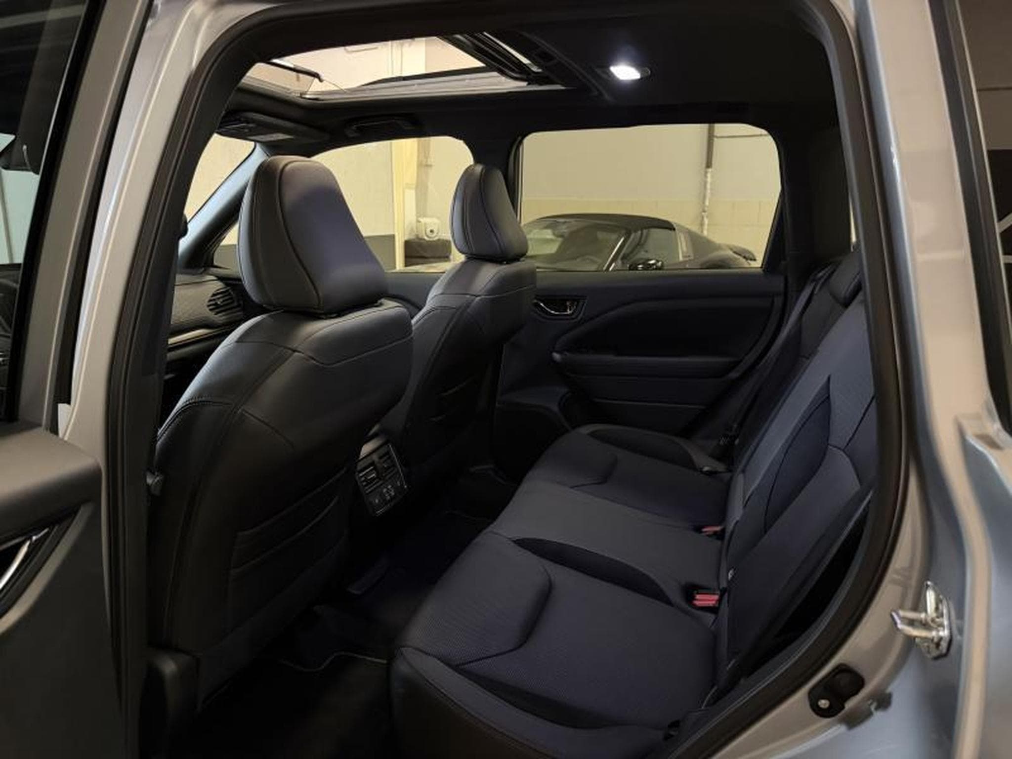 Subaru Forester 2.0i e-BOXER AWD Premium (2026) - Photo 17