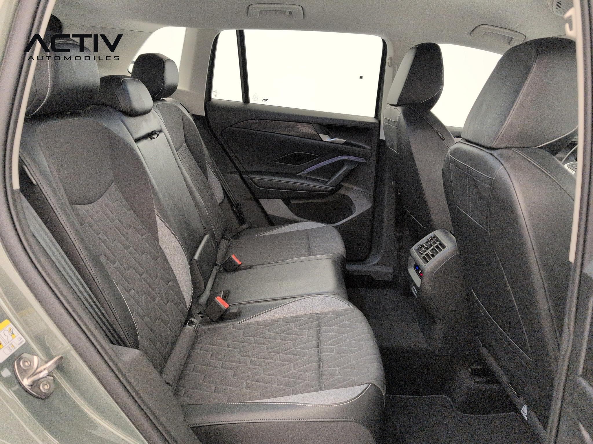 VW Tiguan 1.5 eTSI 131ch DSG7 Life Plus (2025) - Foto 10