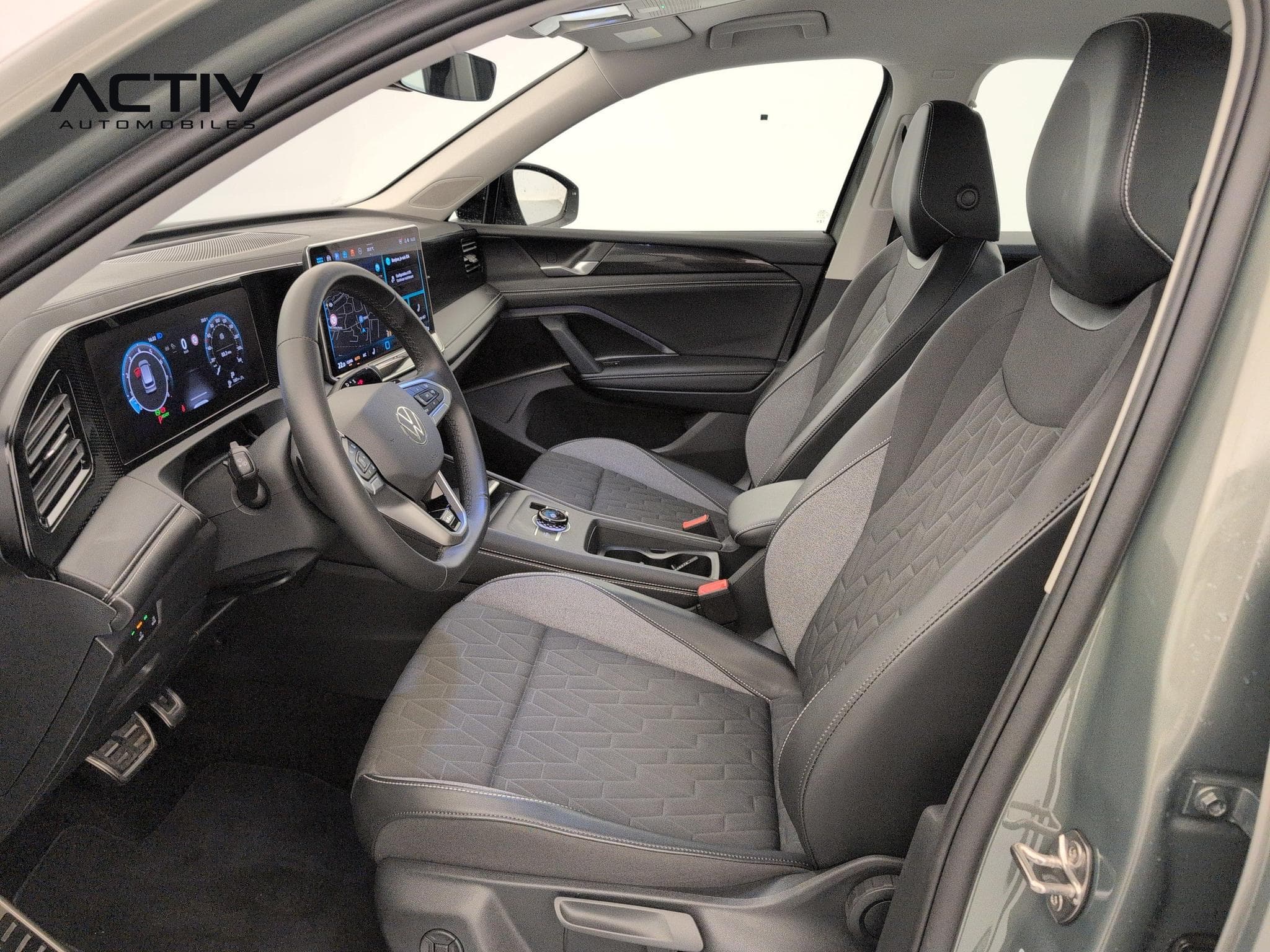 VW Tiguan 1.5 eTSI 131ch DSG7 Life Plus (2025) - Foto 16