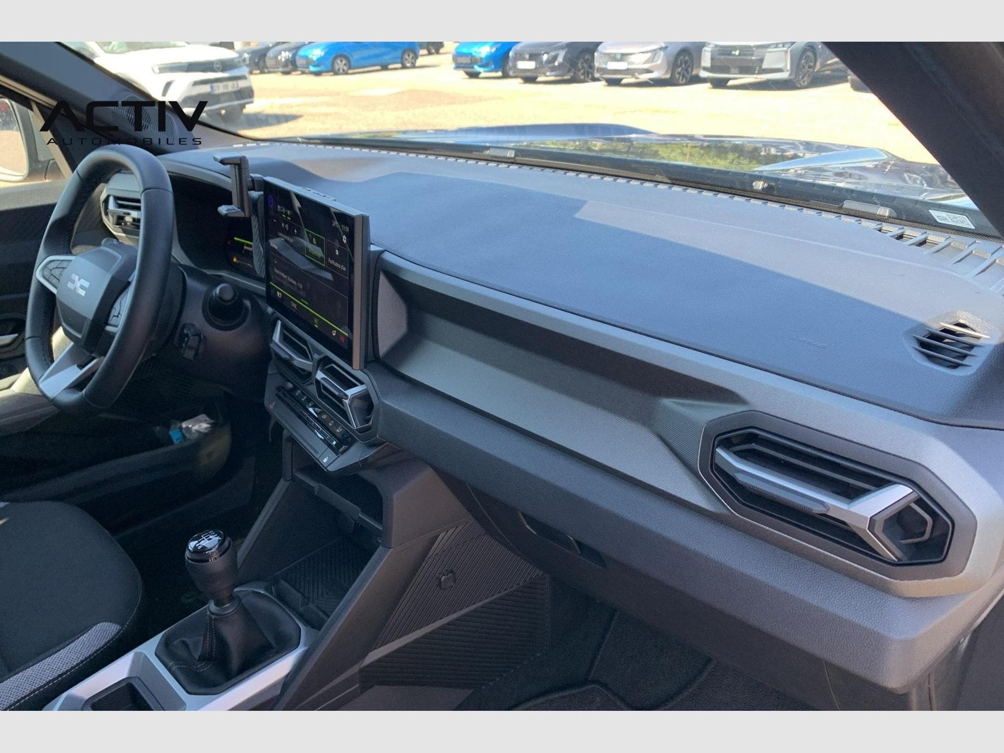 Dacia BIGSTER Mild Hybrid 140 Journey (2026) - Foto 12