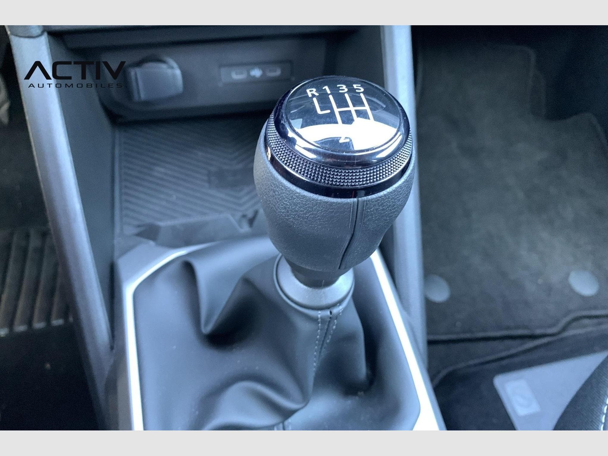 Dacia BIGSTER Mild Hybrid 140 Journey (2026) - Foto 16