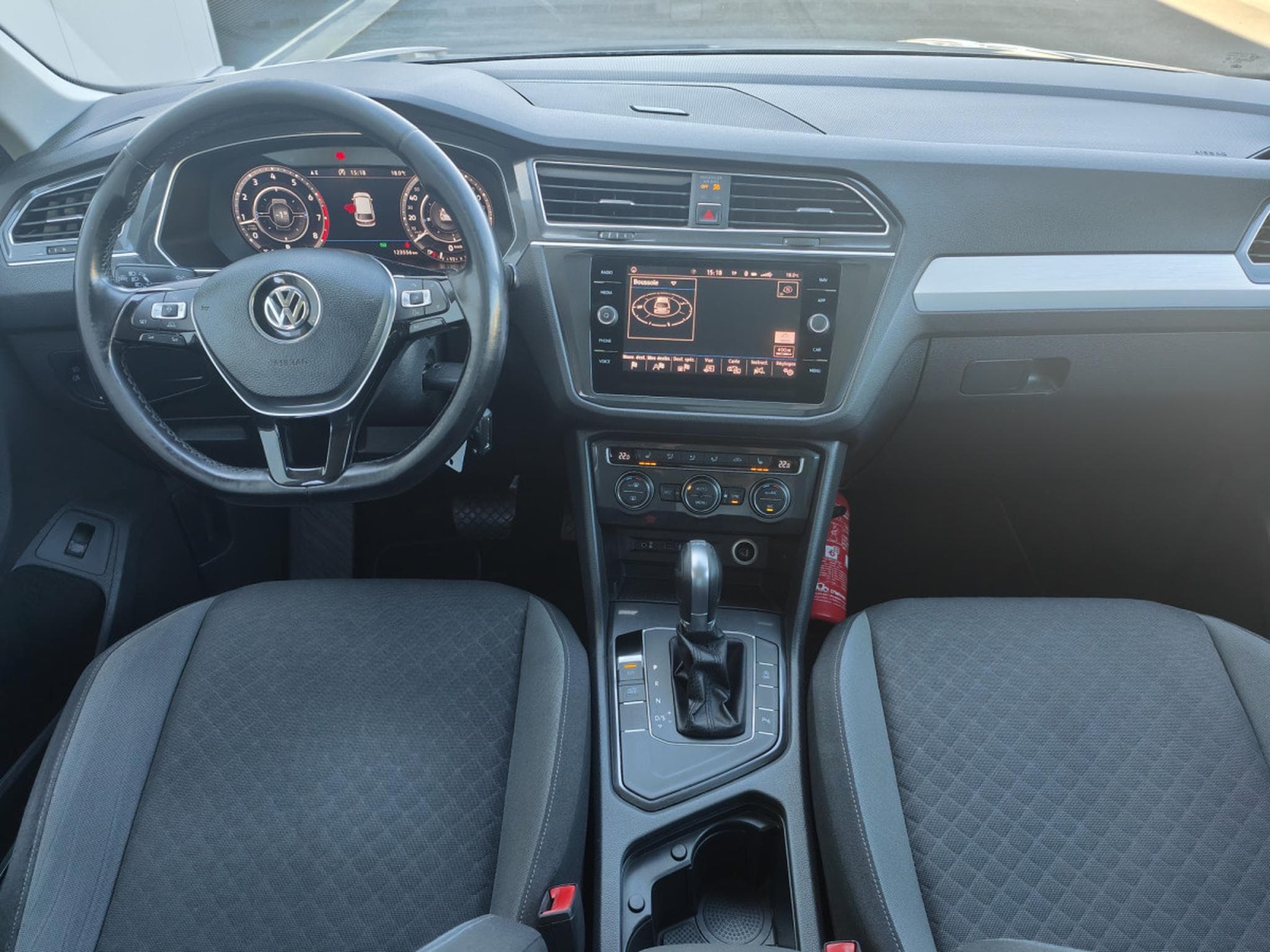 VW Tiguan 1.4 TFSI R-LINE DSG CARPLAY BLUETOOTH GPS (2017) - Foto 11
