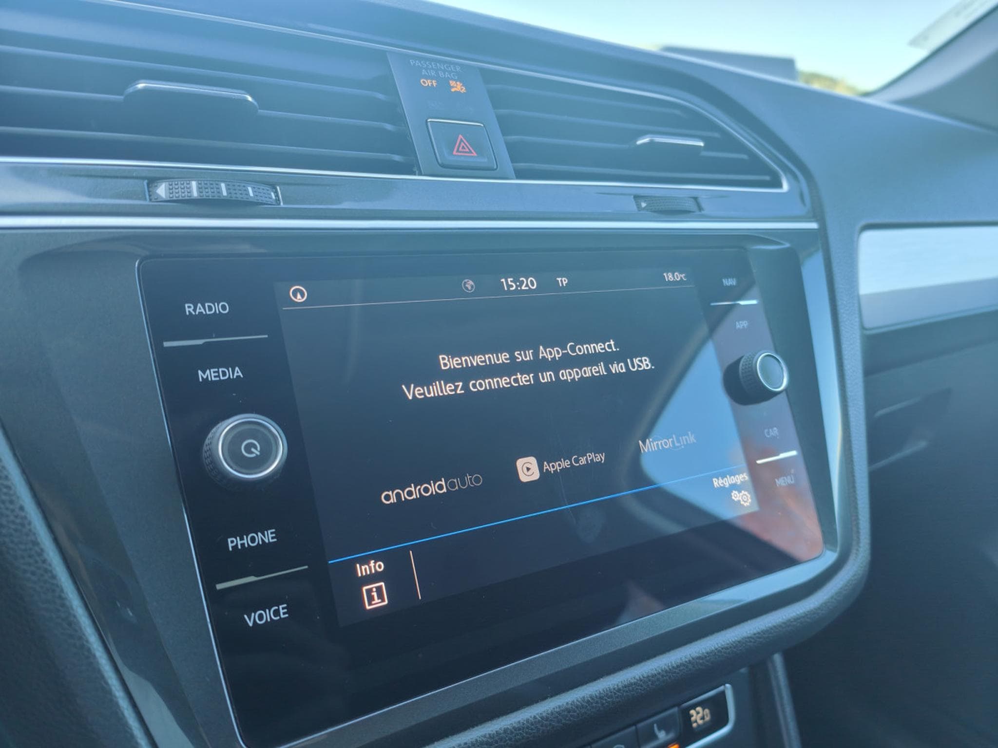 VW Tiguan 1.4 TFSI R-LINE DSG CARPLAY BLUETOOTH GPS (2017) - Foto 20